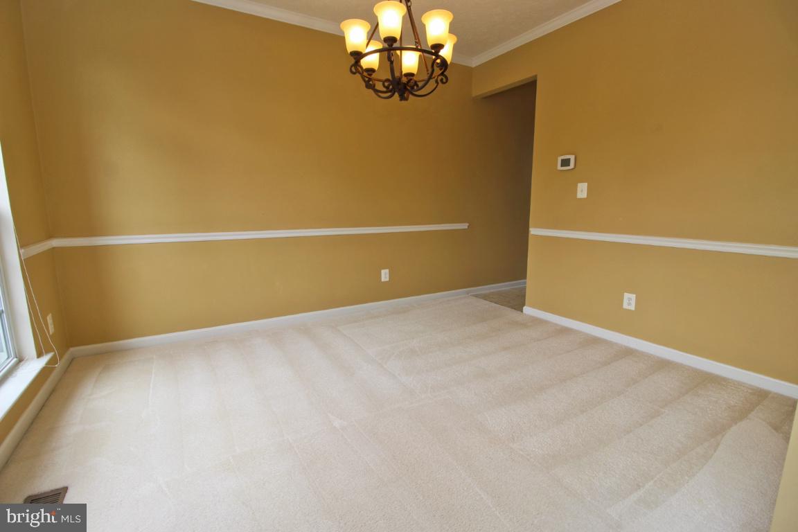 WEST VALLEY OAKS - Residential