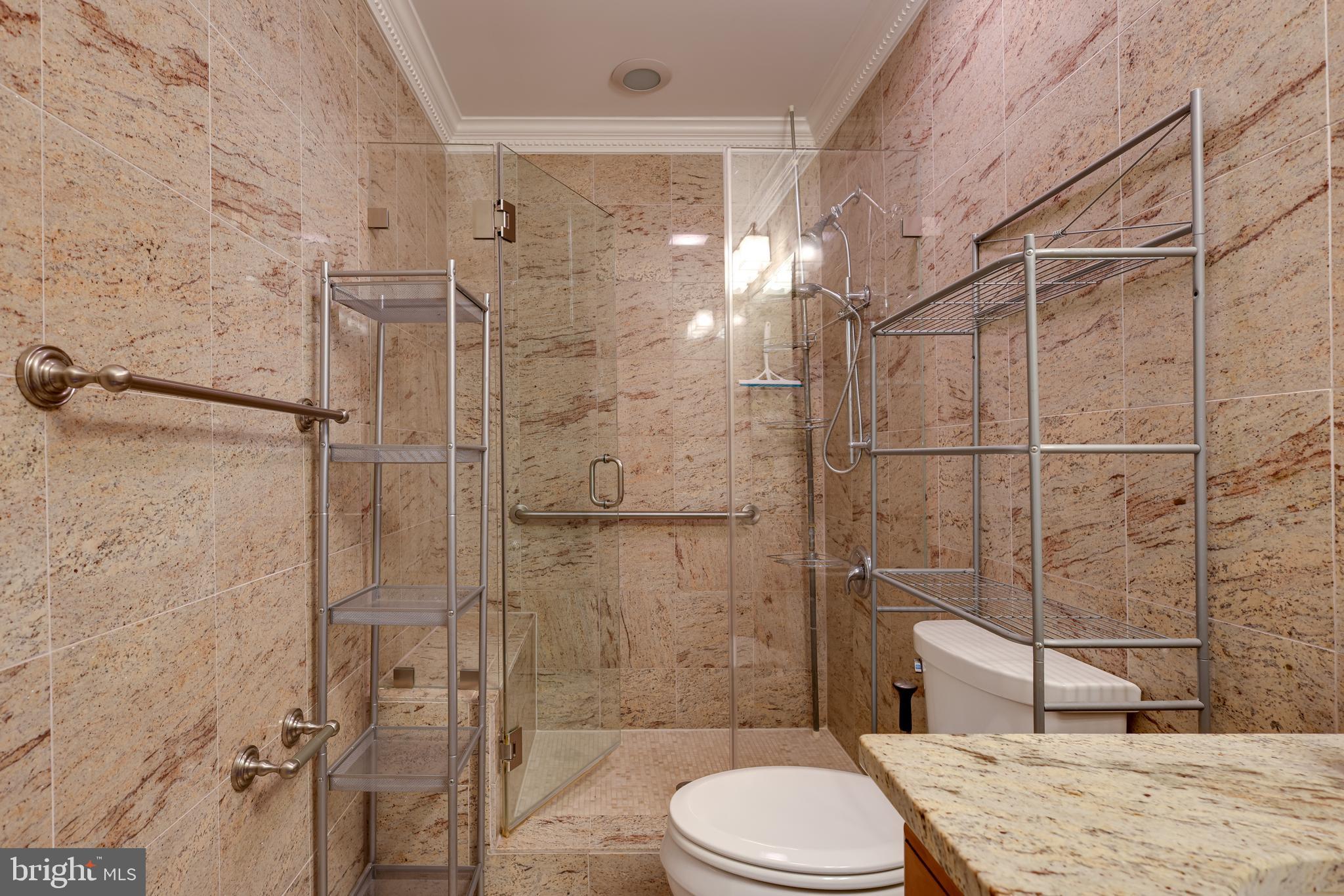 ASHBURN FARM - Residential Lease