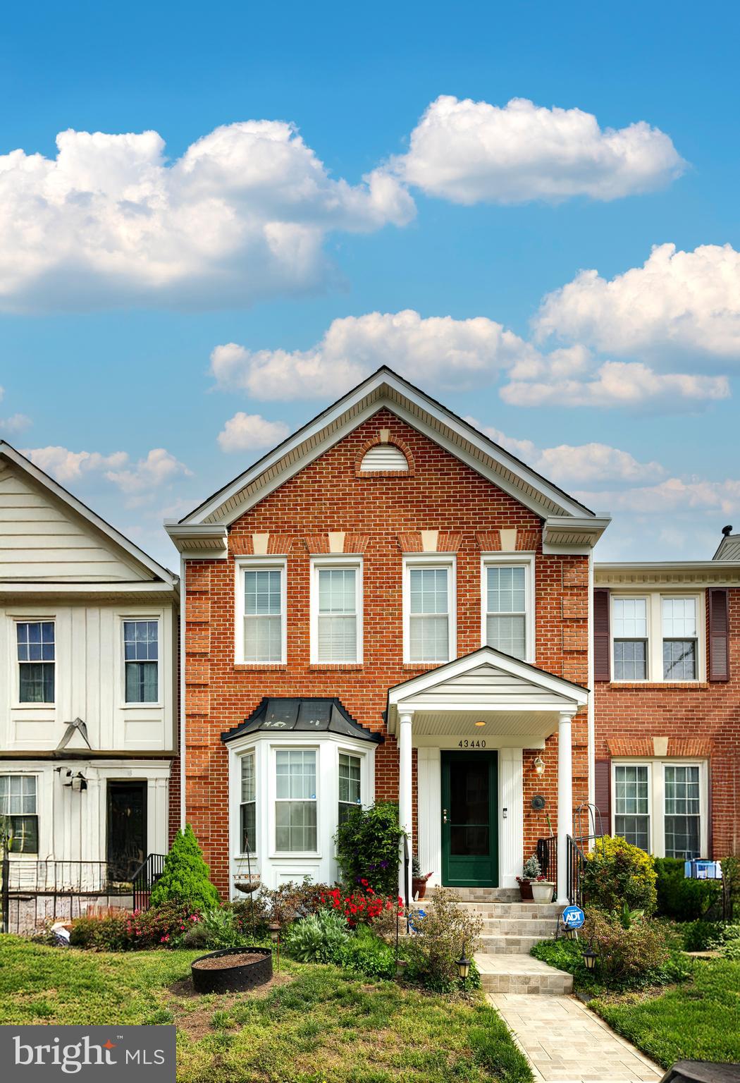 ASHBURN FARM - Residential Lease