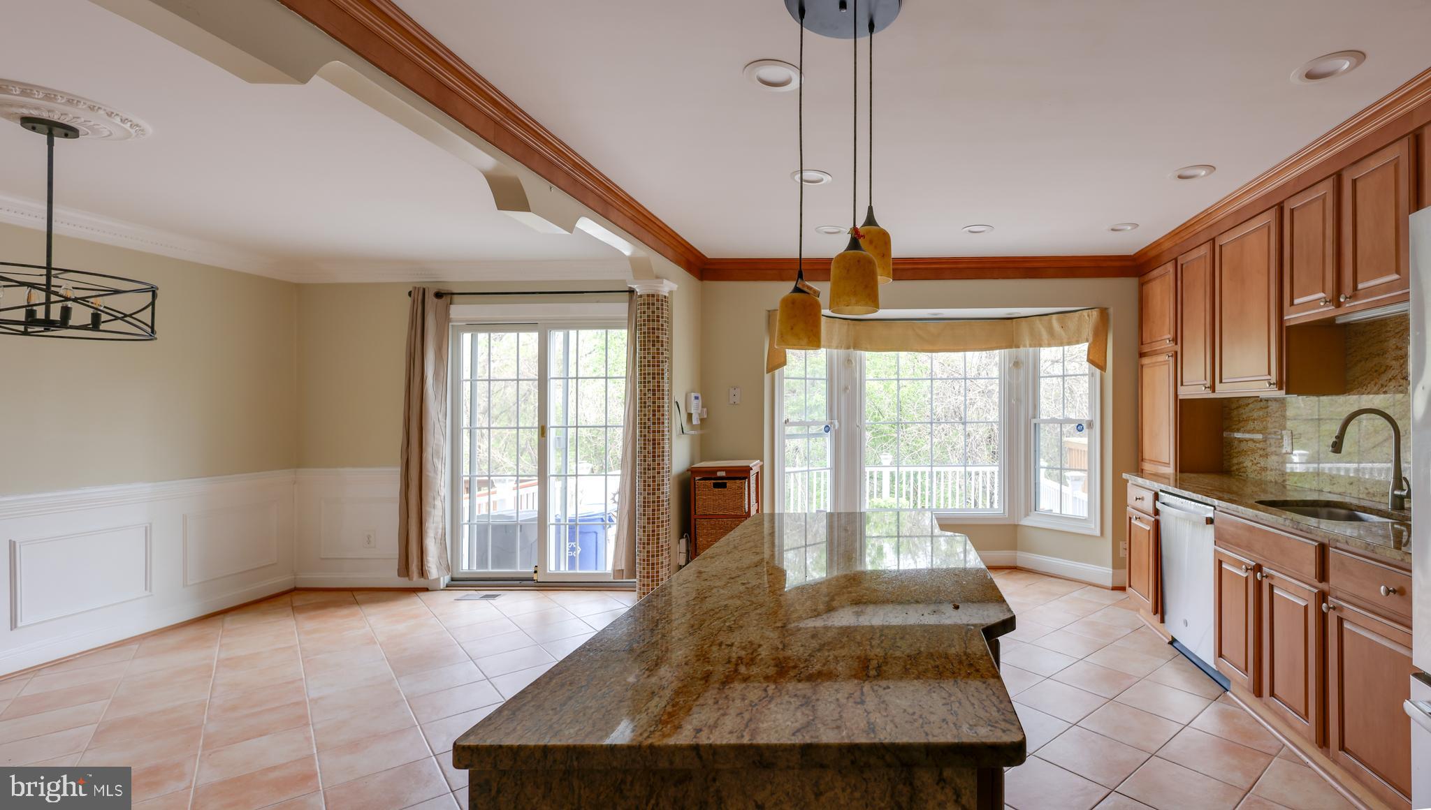 ASHBURN FARM - Residential Lease