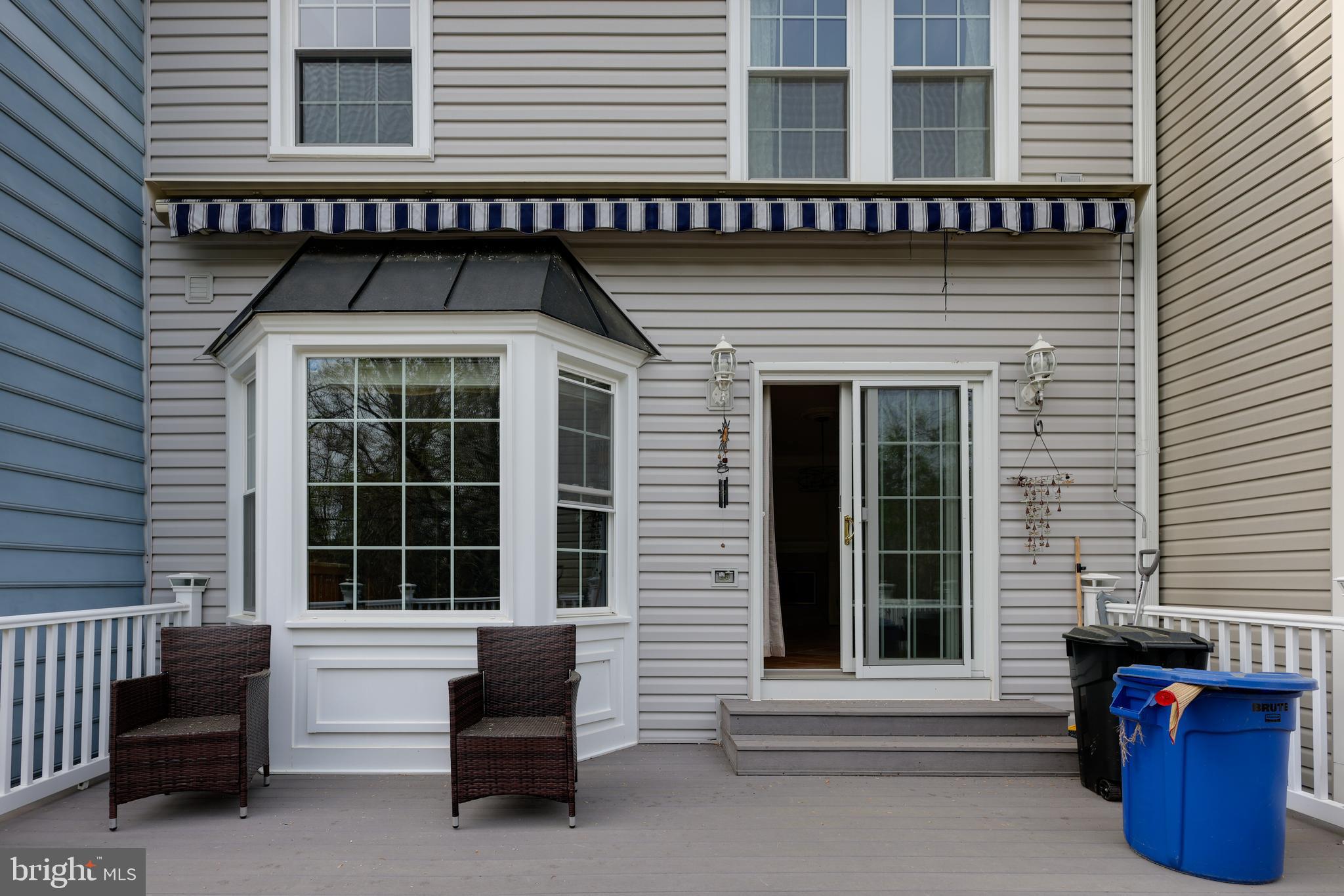 ASHBURN FARM - Residential Lease