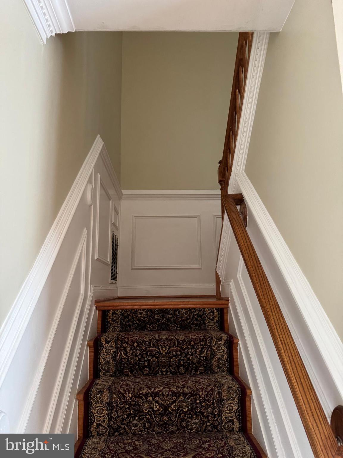 ASHBURN FARM - Residential Lease