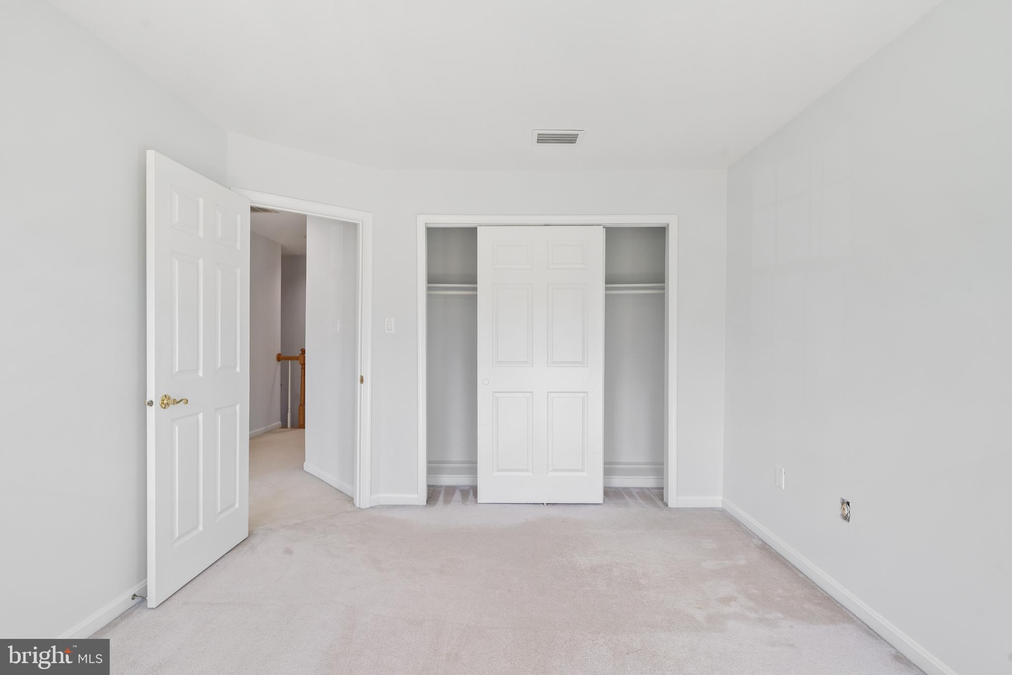 BRADDOCK MANOR - Residential