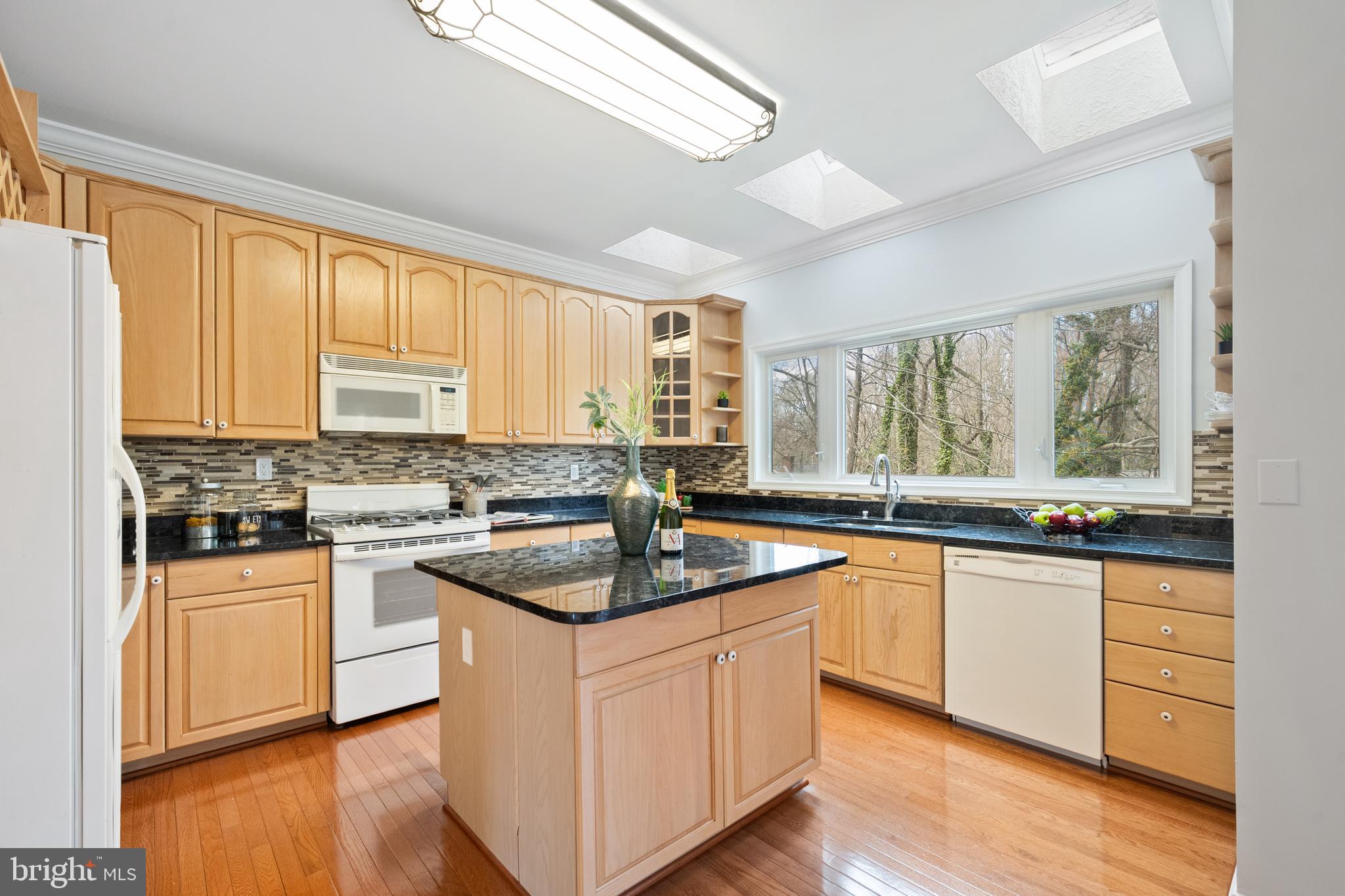 BRADDOCK MANOR - Residential