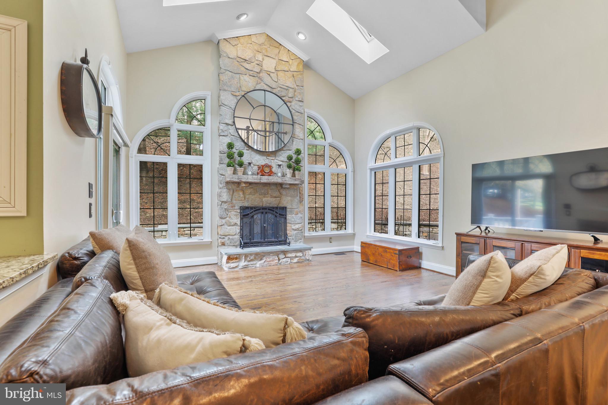 SEMINARY OVERLOOK - Residential