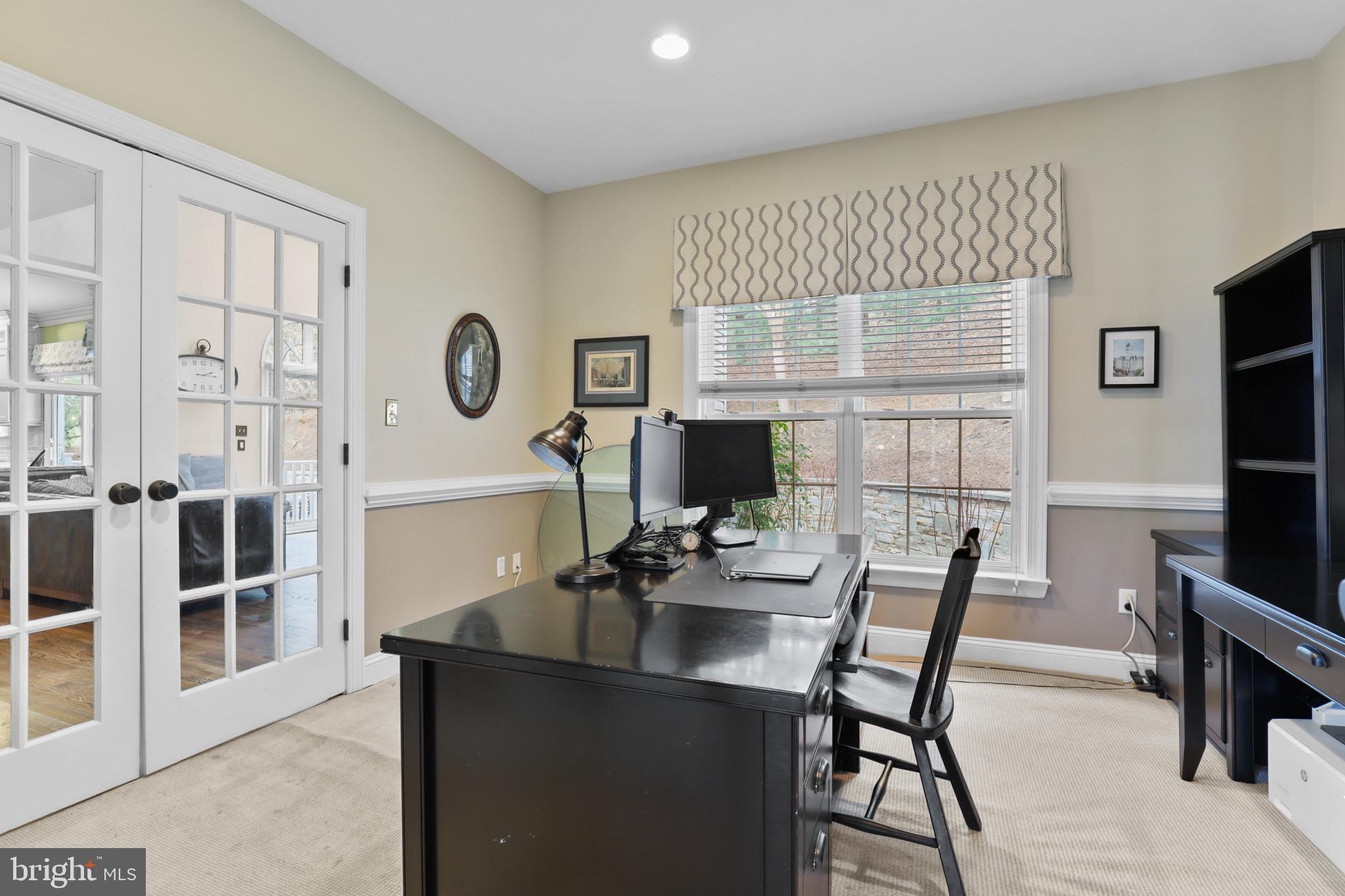 SEMINARY OVERLOOK - Residential