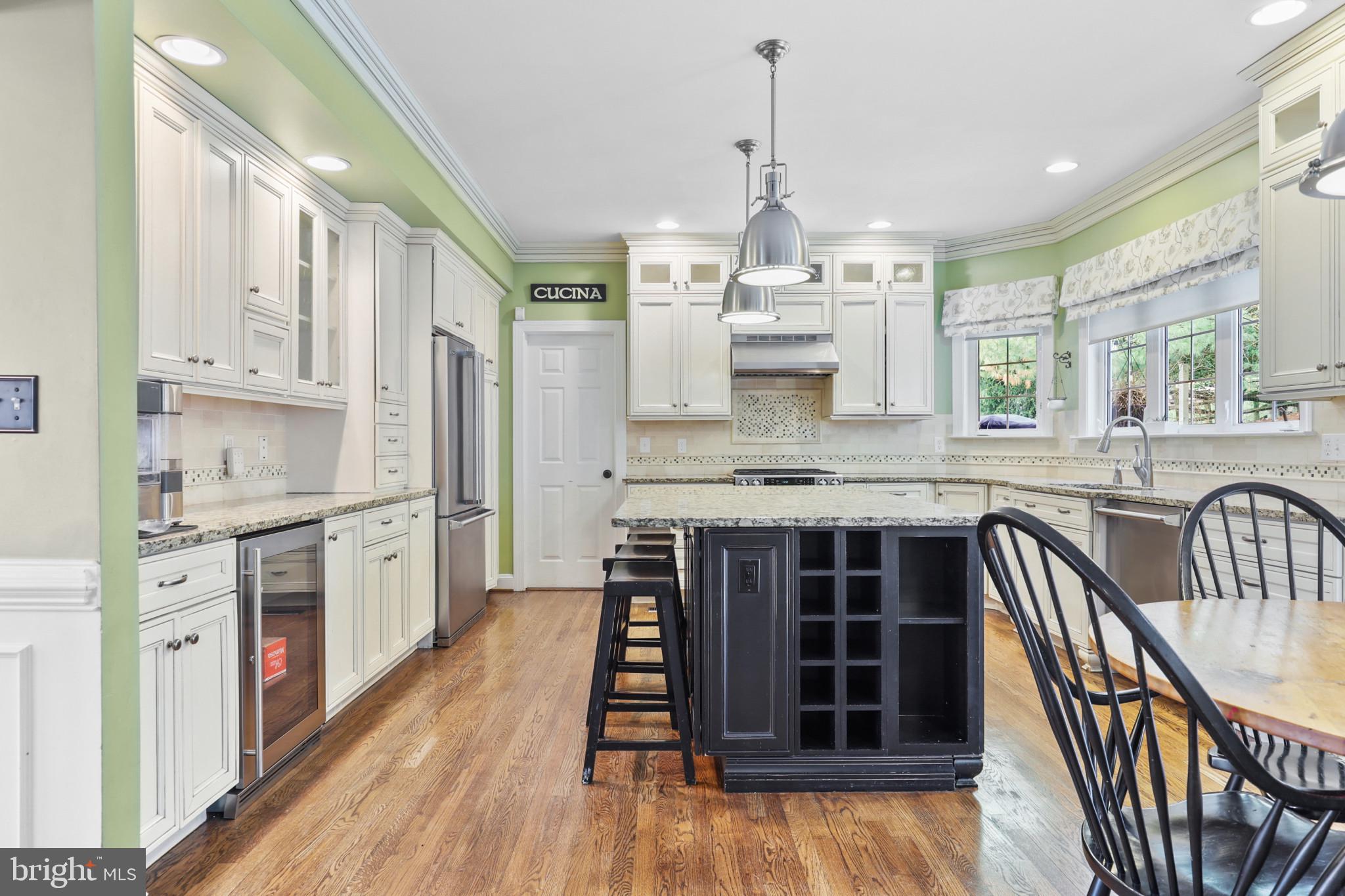 SEMINARY OVERLOOK - Residential