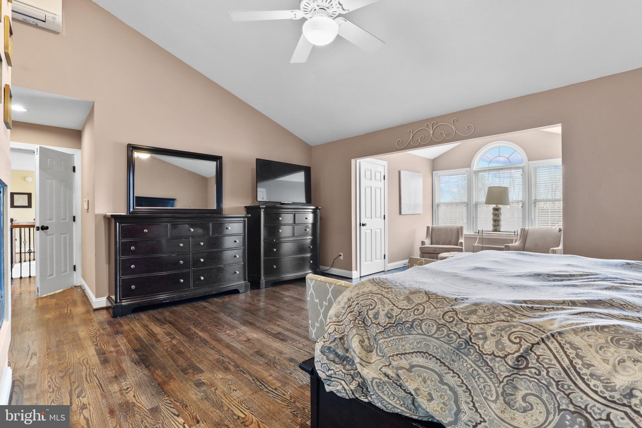 SEMINARY OVERLOOK - Residential