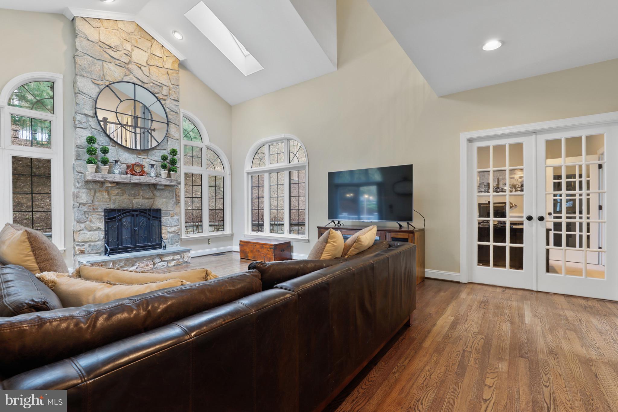 SEMINARY OVERLOOK - Residential