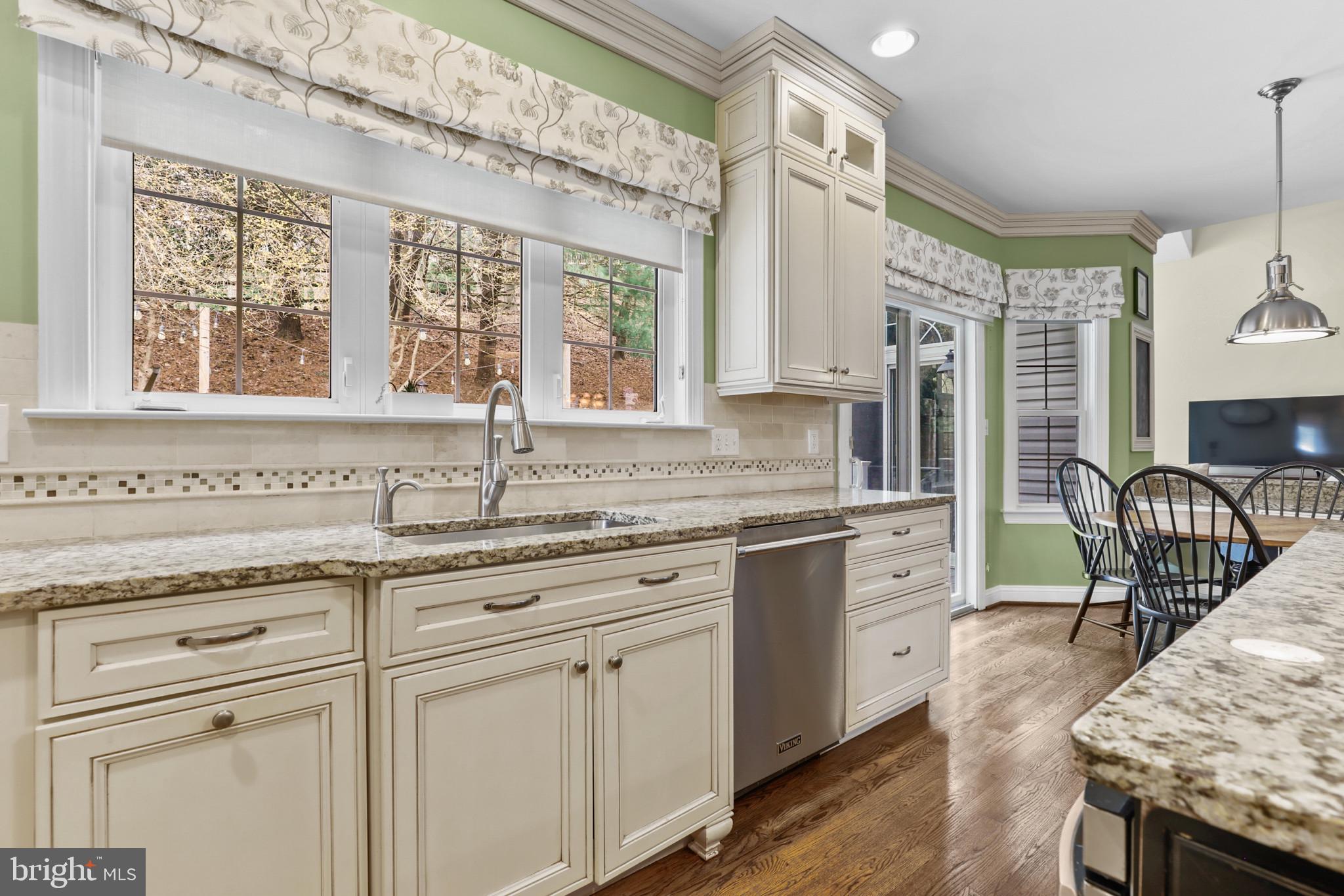 SEMINARY OVERLOOK - Residential