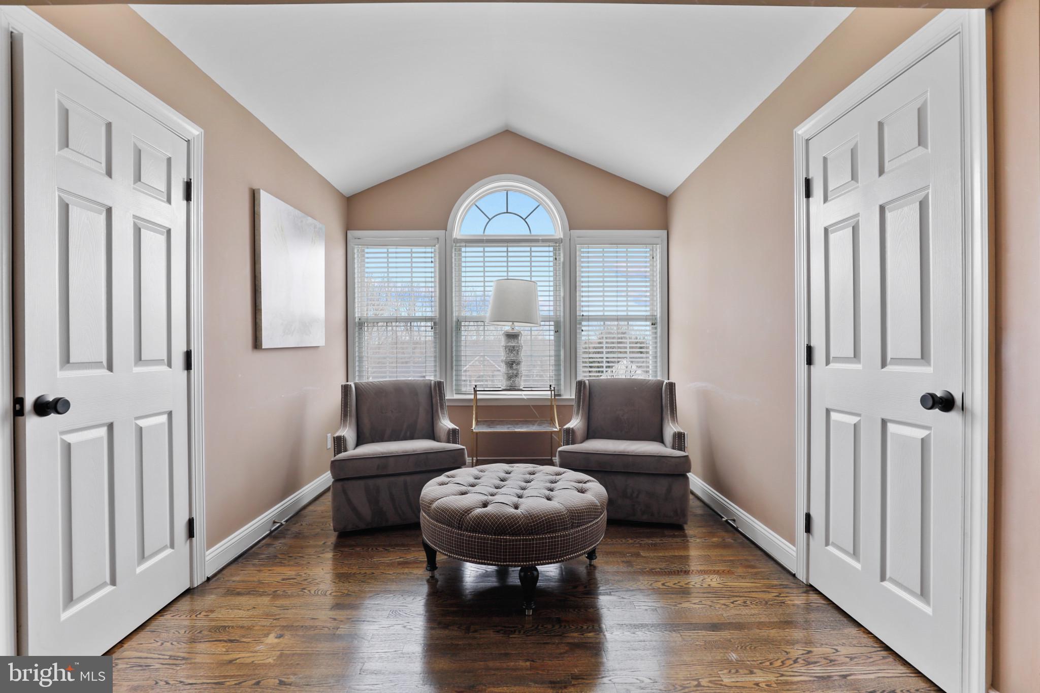 SEMINARY OVERLOOK - Residential