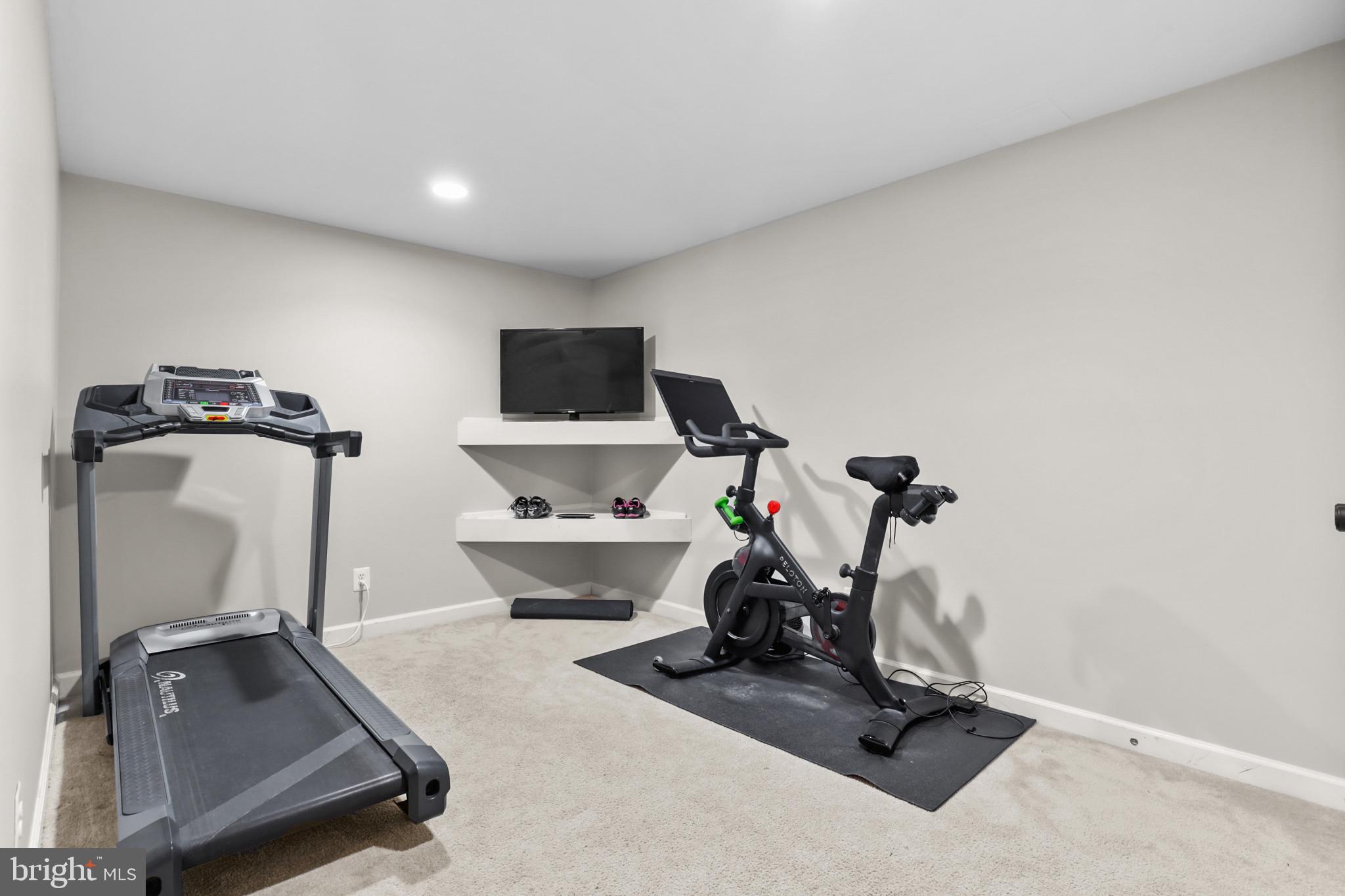 SEMINARY OVERLOOK - Residential