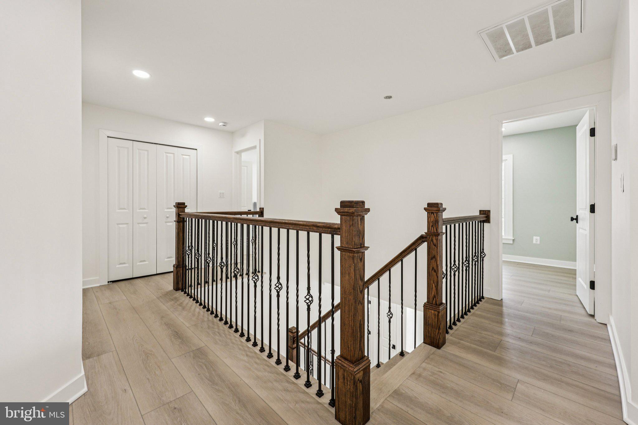 POPLAR PARK - Residential