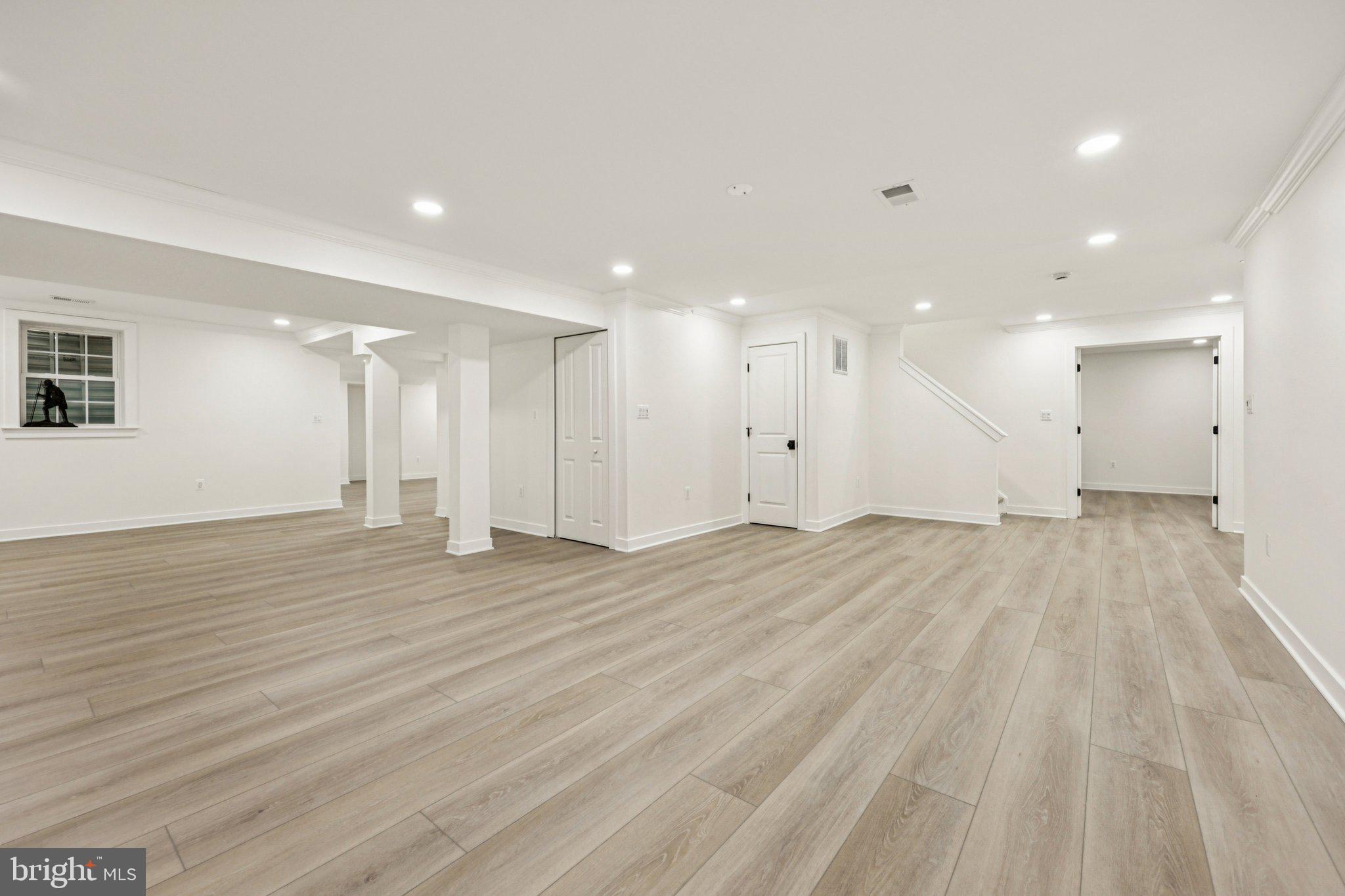 POPLAR PARK - Residential