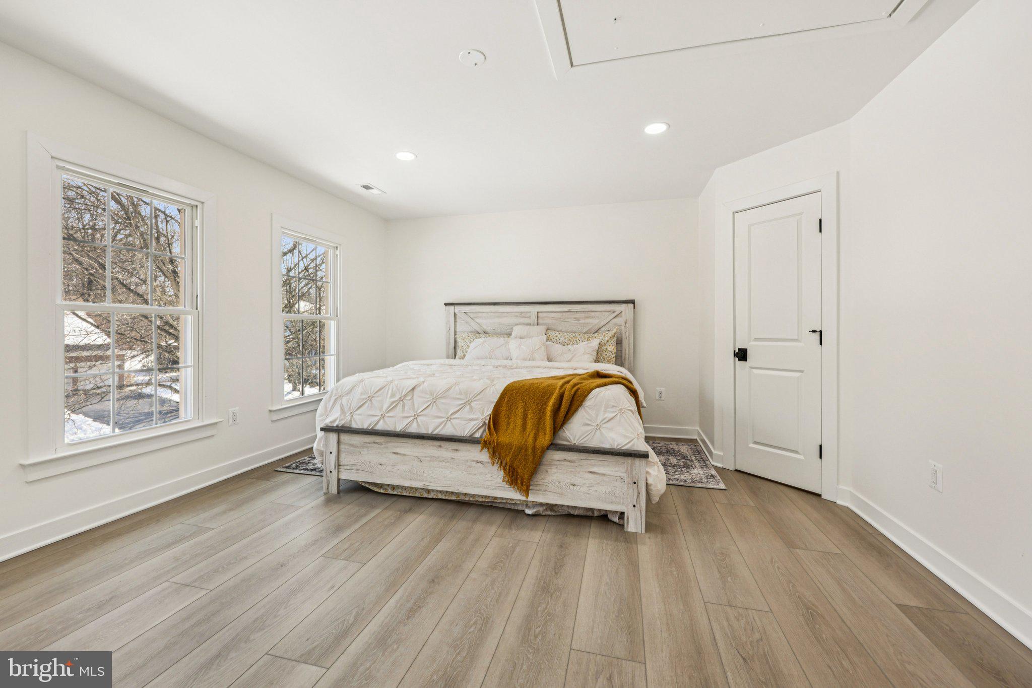 POPLAR PARK - Residential