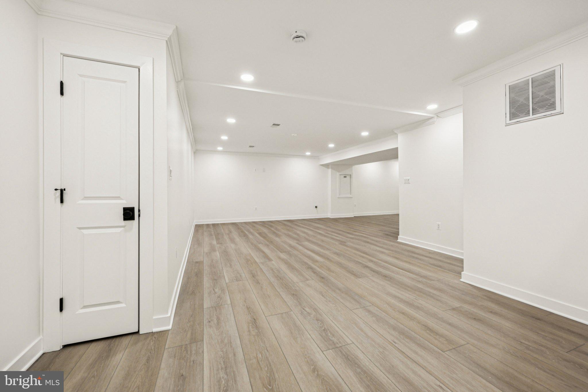 POPLAR PARK - Residential