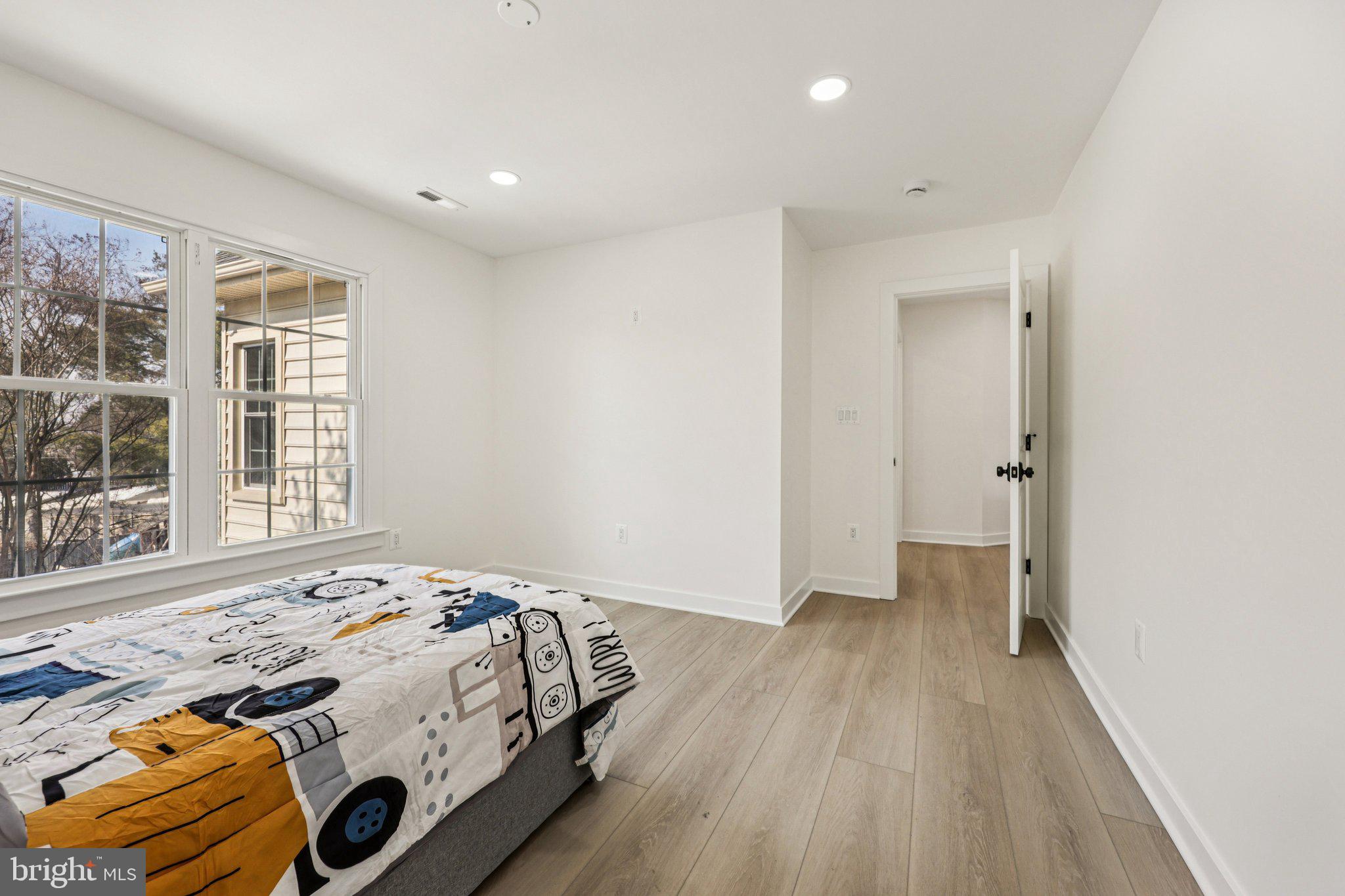 POPLAR PARK - Residential