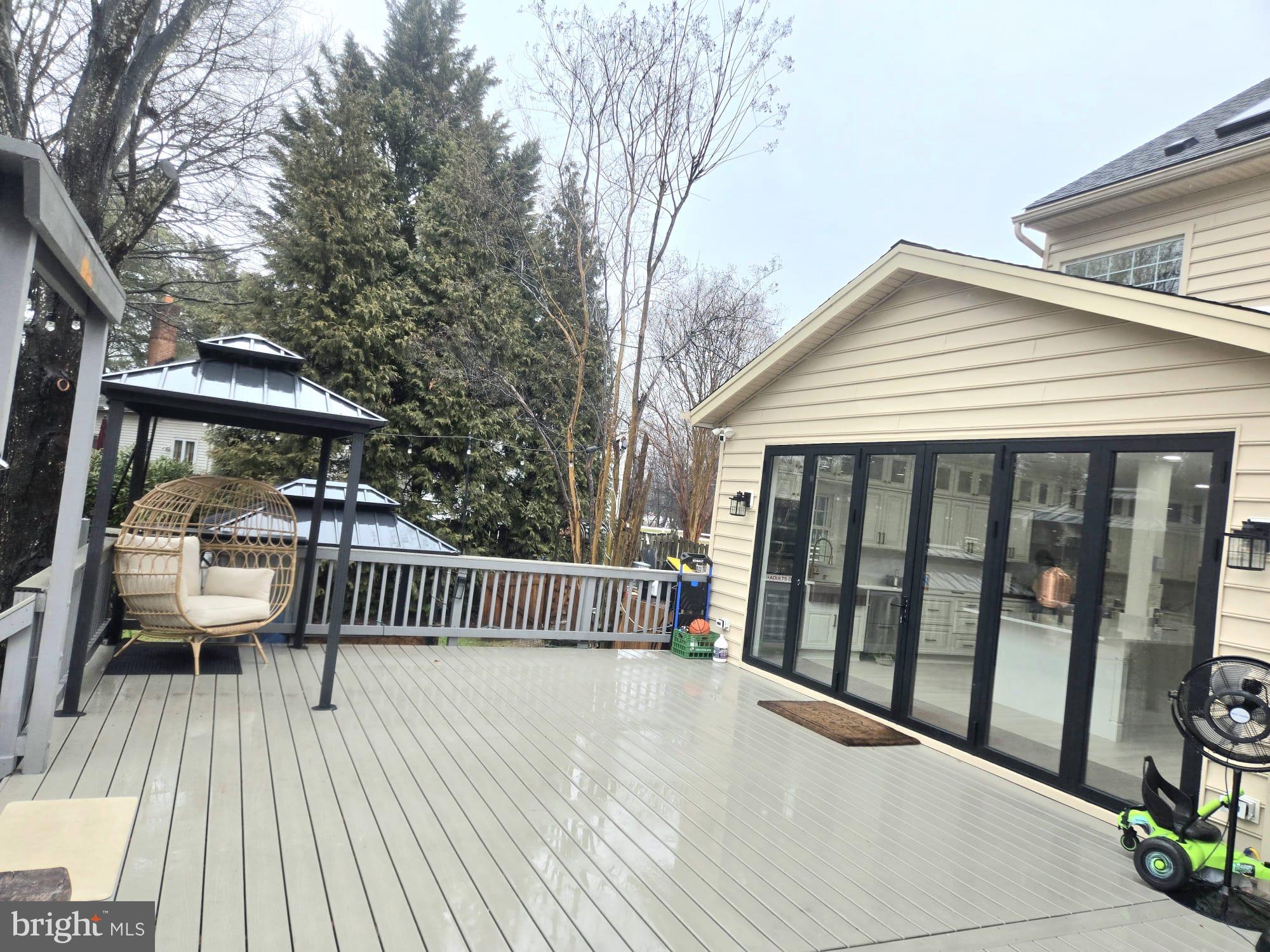 POPLAR PARK - Residential