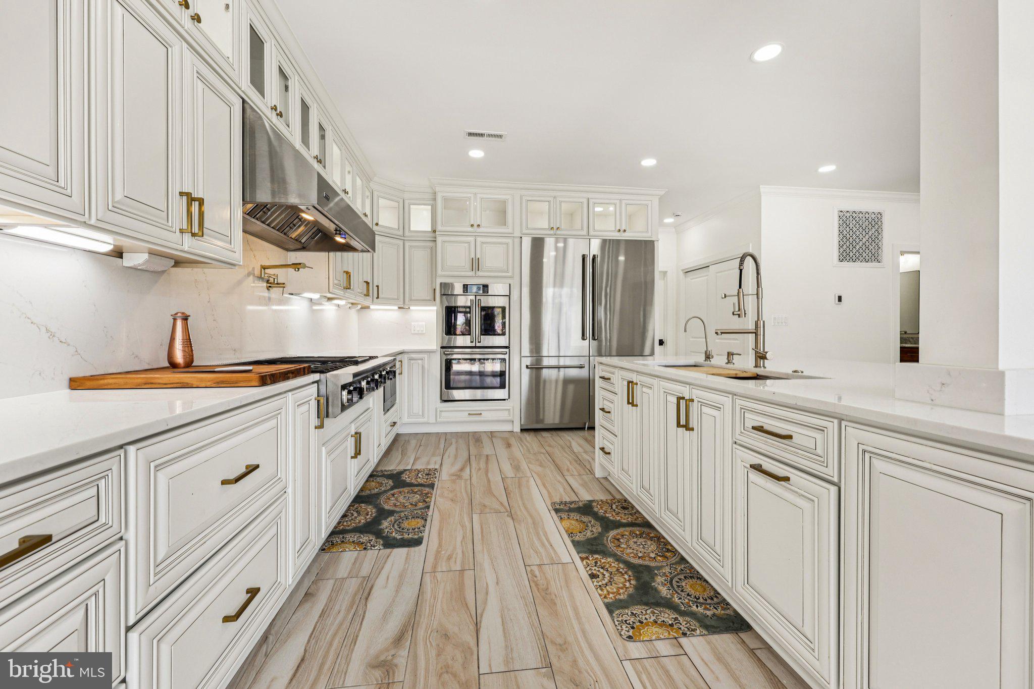 4702 LEIGHFIELD VALLEY DRIVE