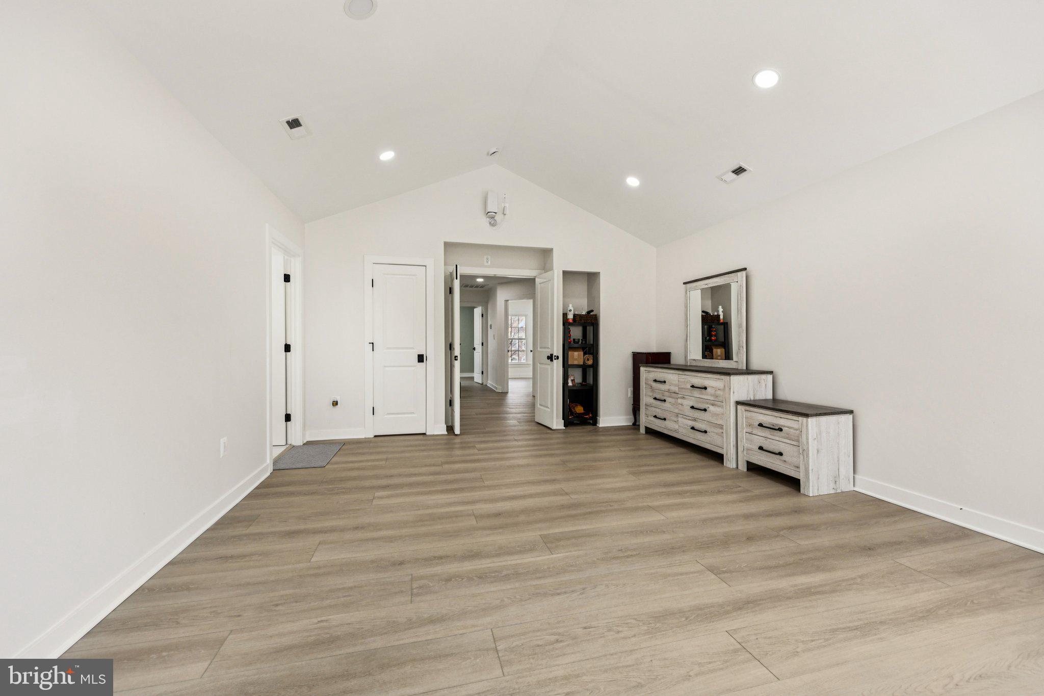 POPLAR PARK - Residential