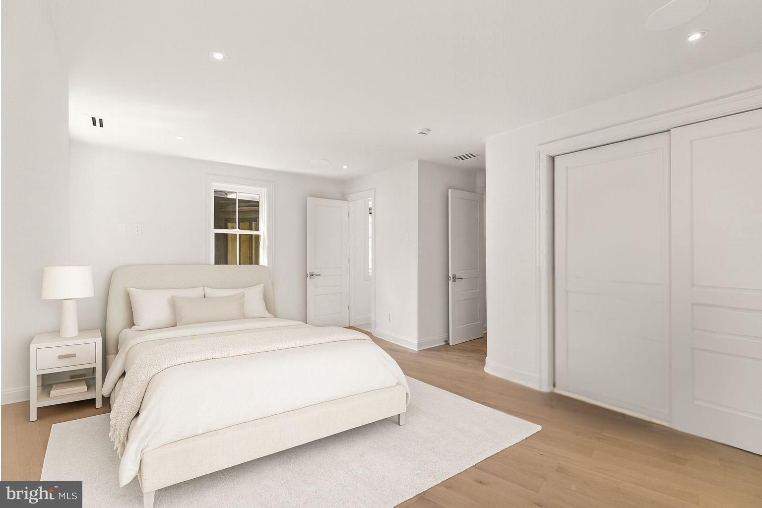 CLEVELAND PARK - Residential