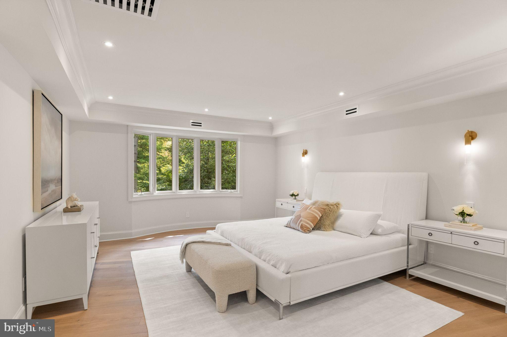 CLEVELAND PARK - Residential