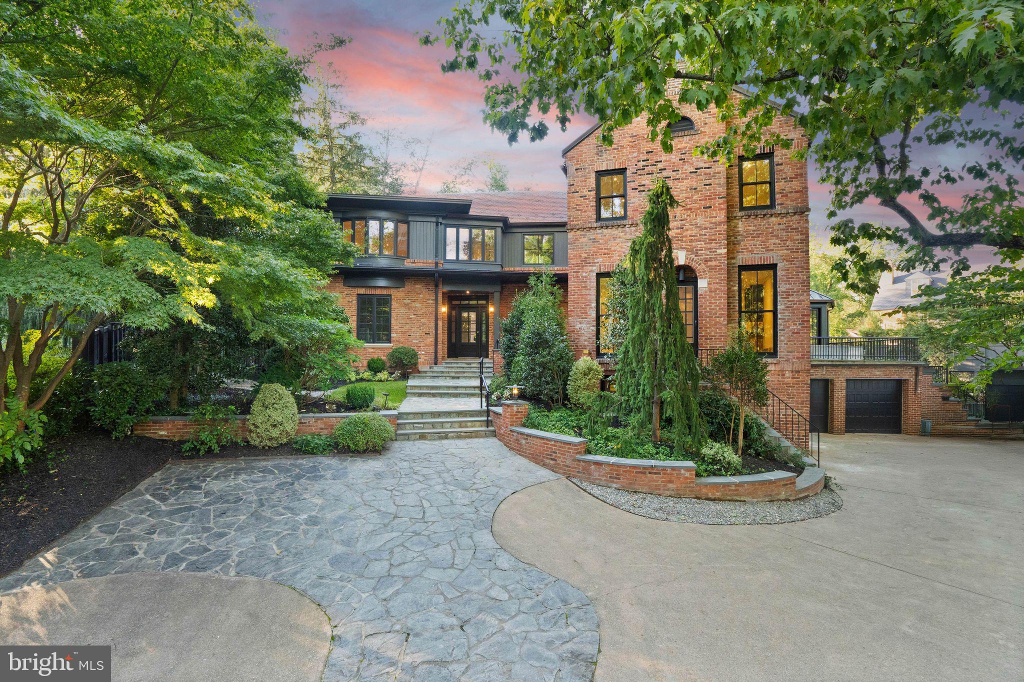 CLEVELAND PARK - Residential