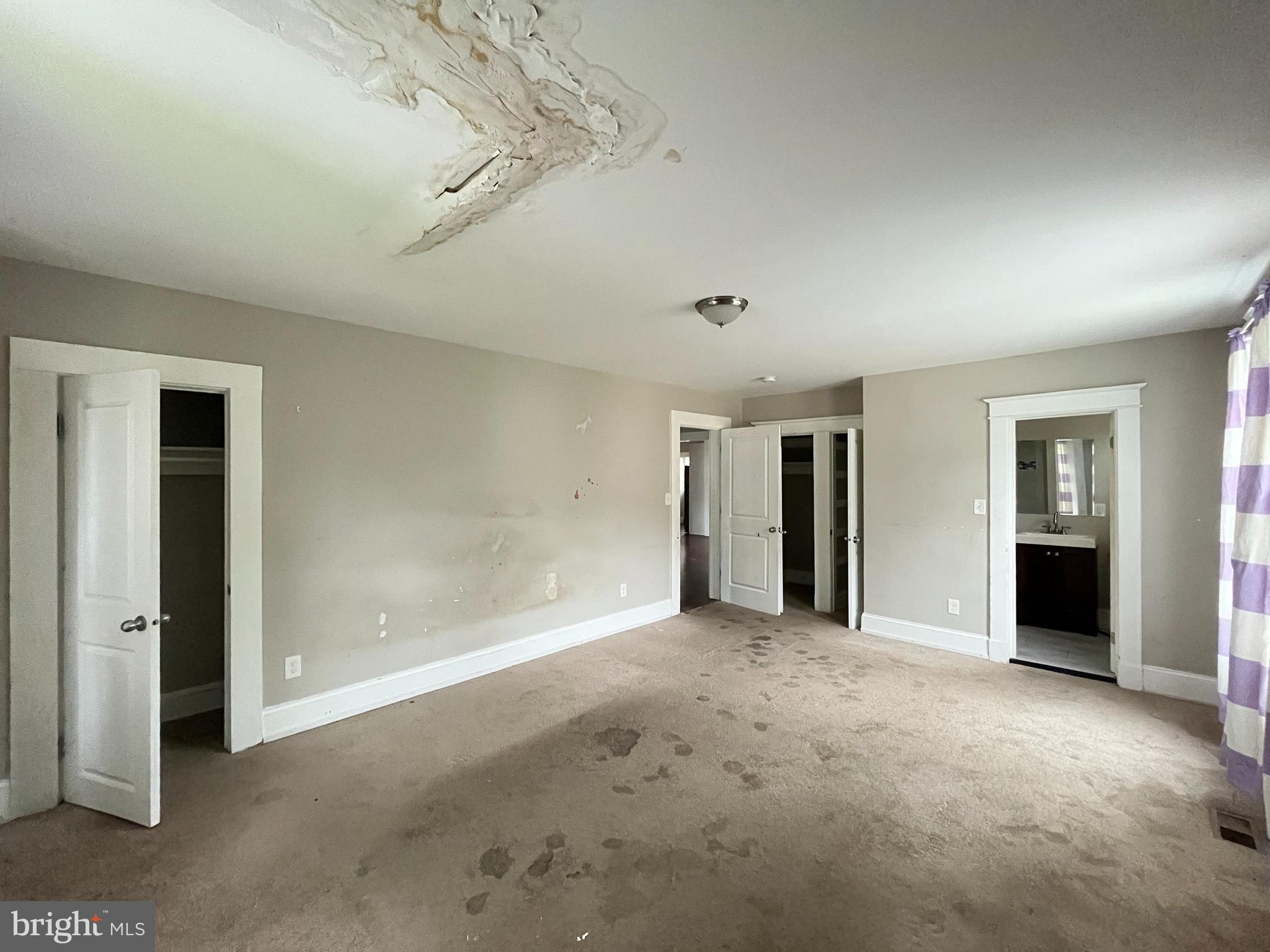 DORCHESTER - Residential