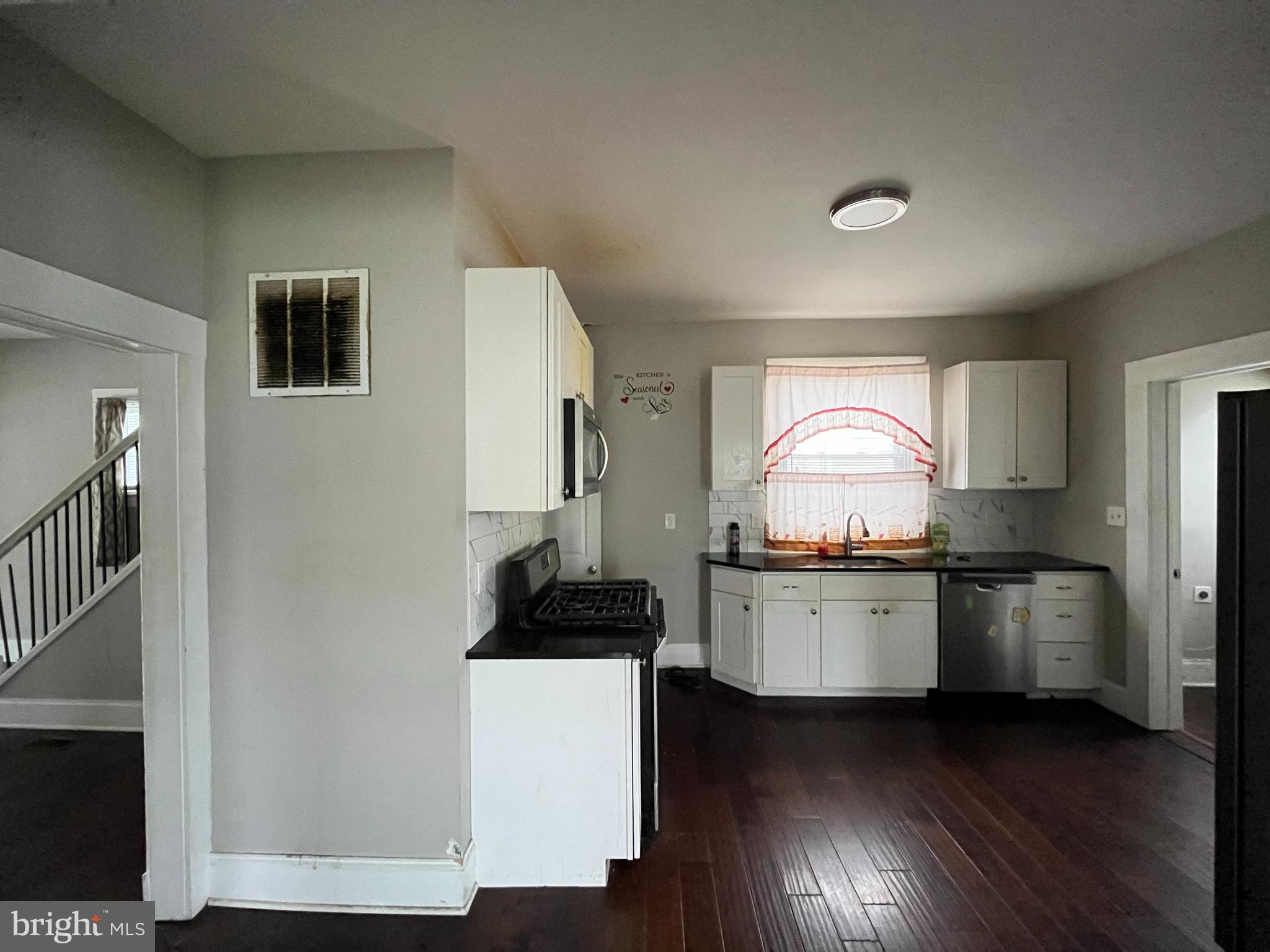 DORCHESTER - Residential