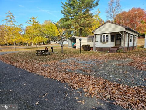 33,34 HIAWATHA DRIVE GLEN 6 EARLEVILLE MD 21919