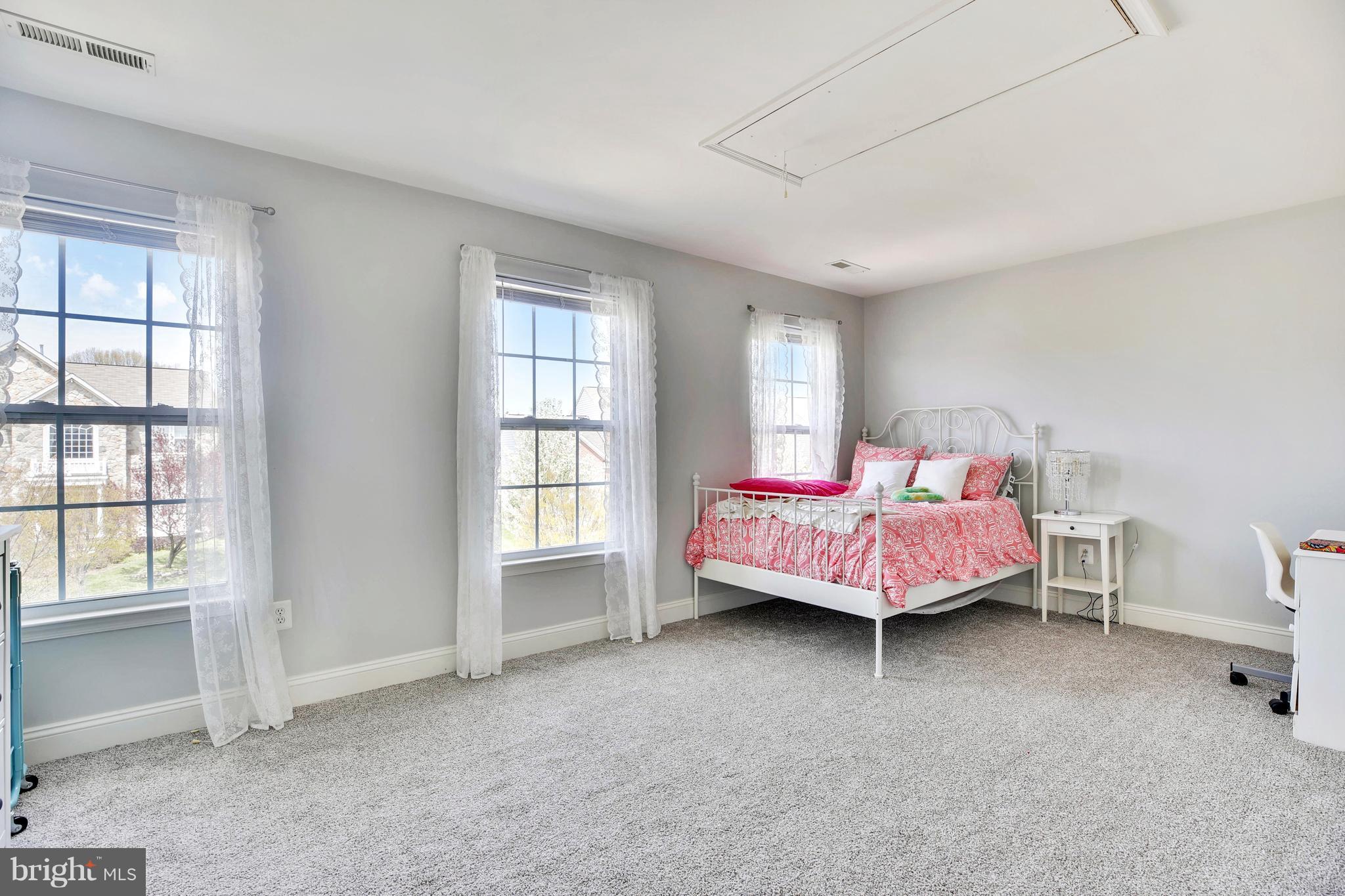 ST MARGARETS LANDING - Residential