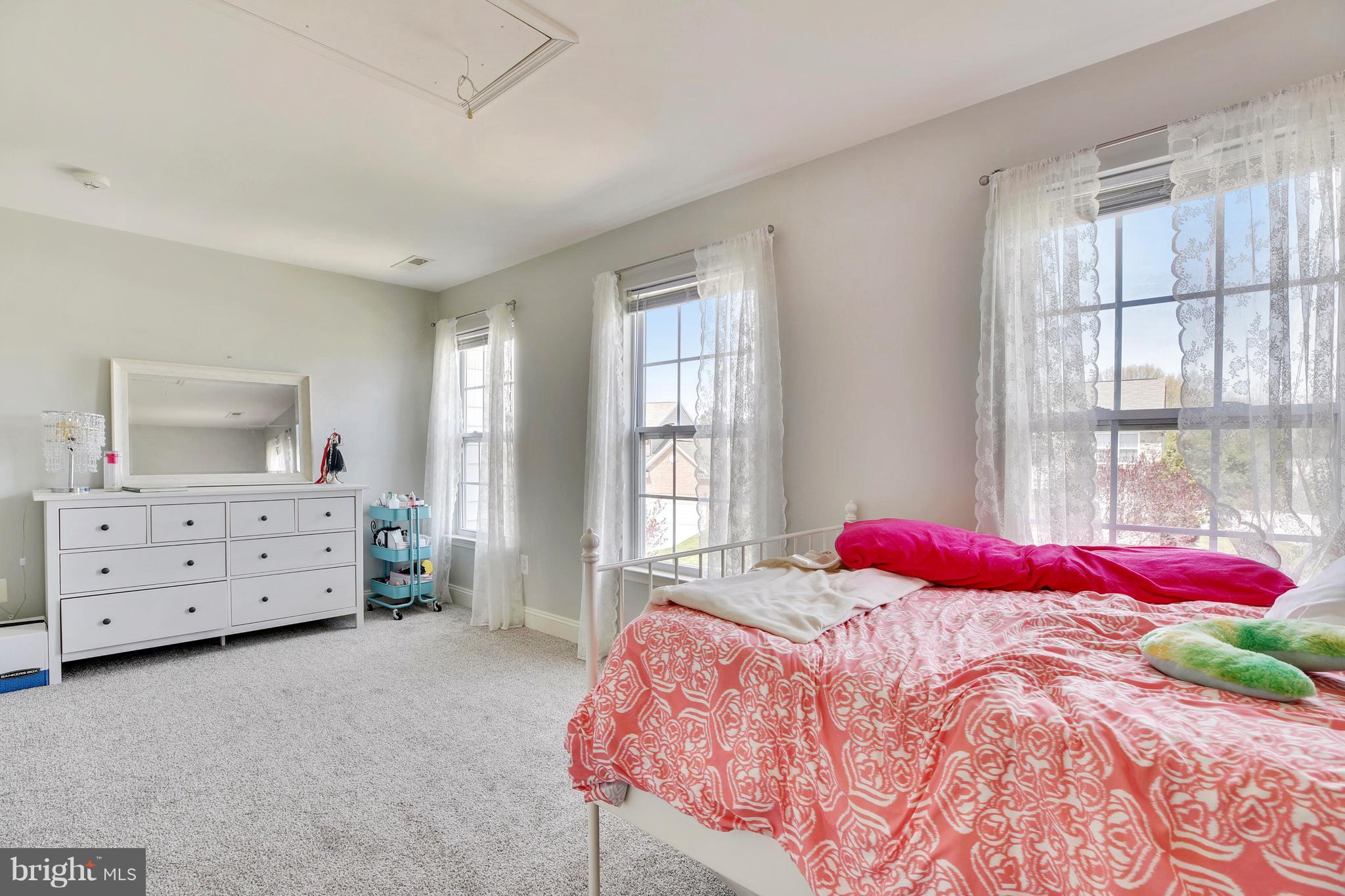 ST MARGARETS LANDING - Residential