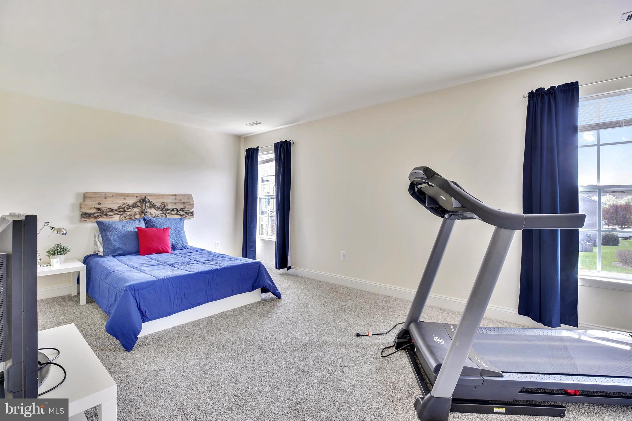 ST MARGARETS LANDING - Residential