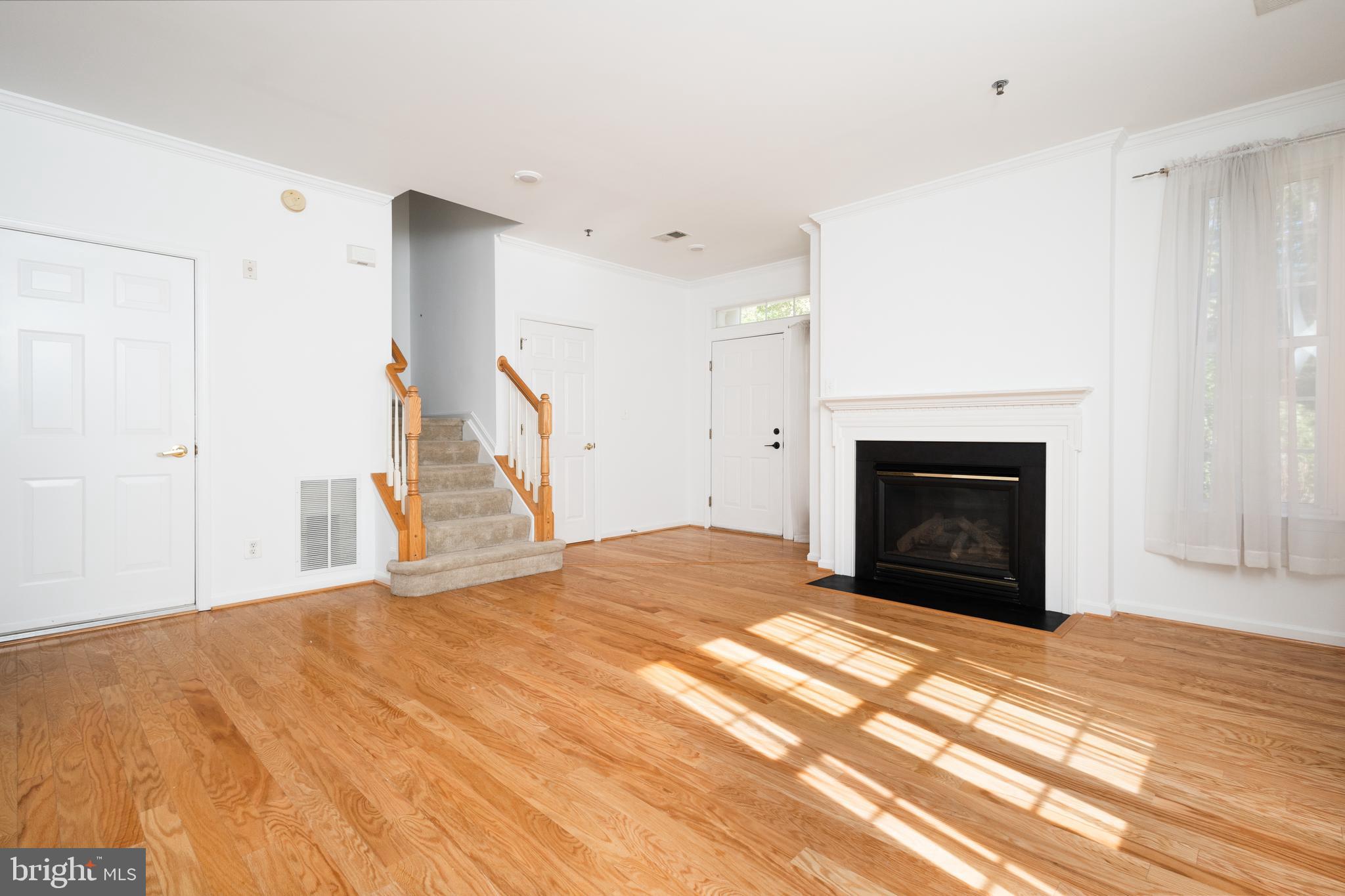 LORTON STATION NORTH CND - Residential Lease