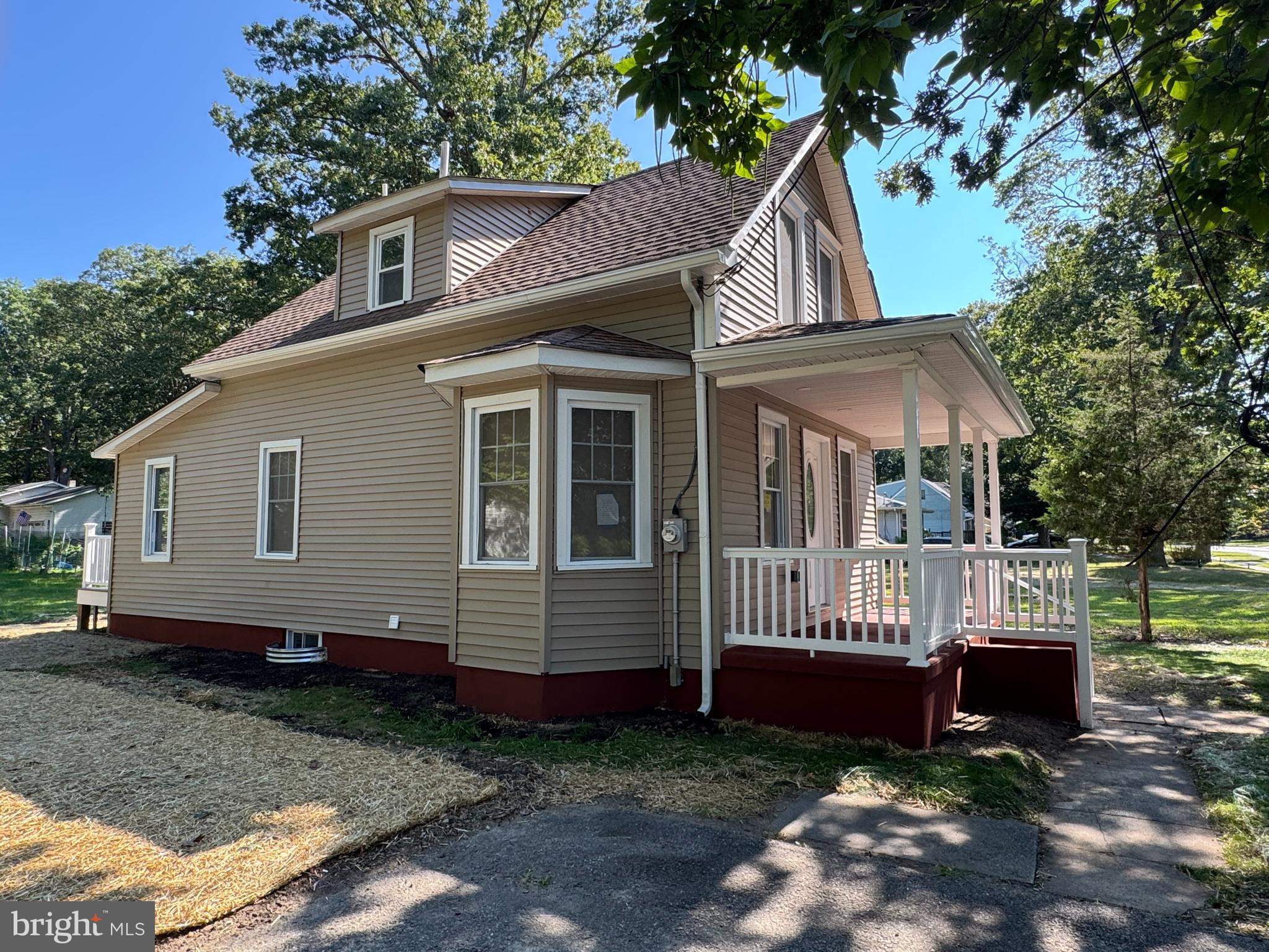 195 CHEWS LANDING ROAD