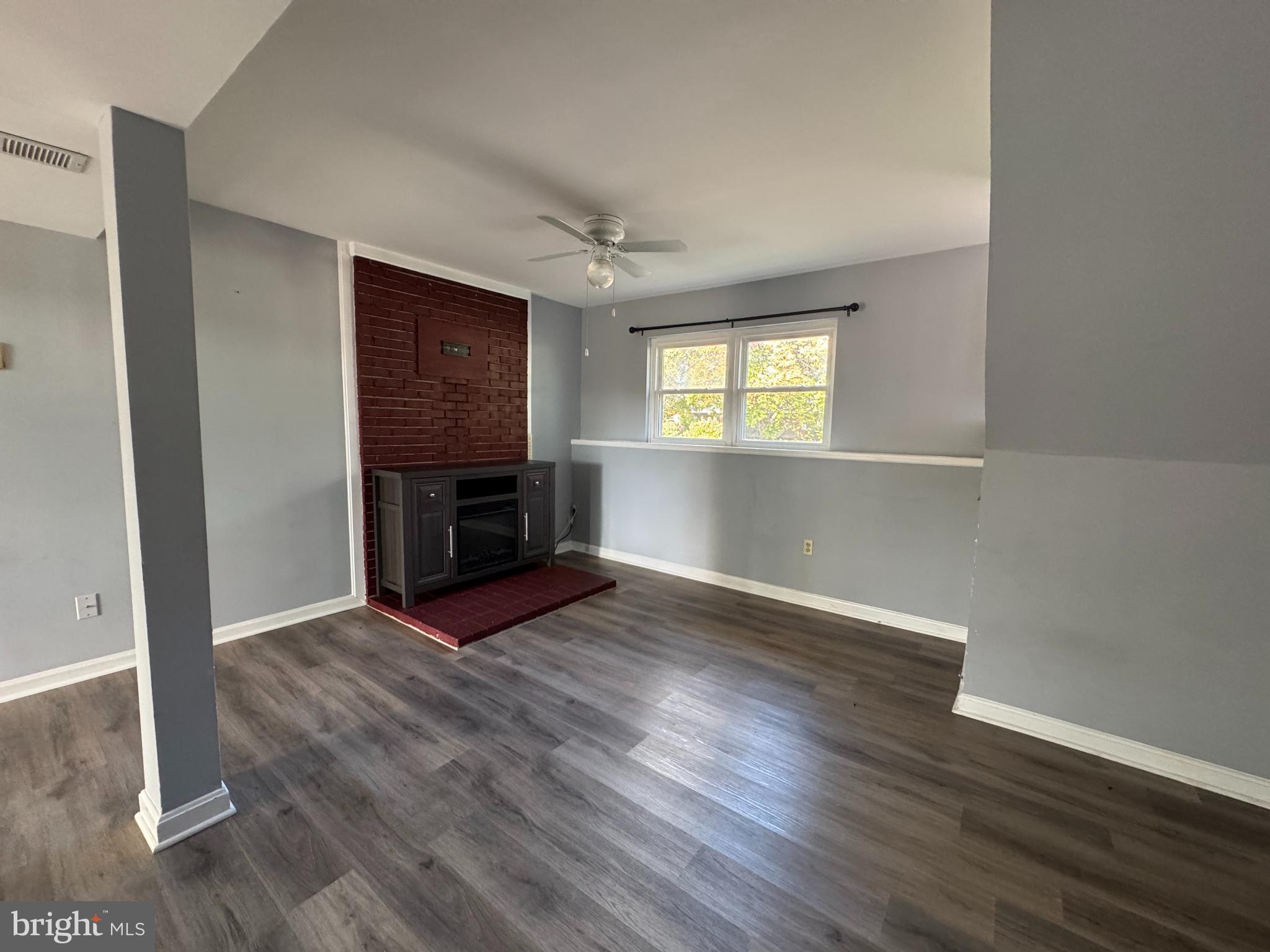 MEADOWBROOKE - Residential