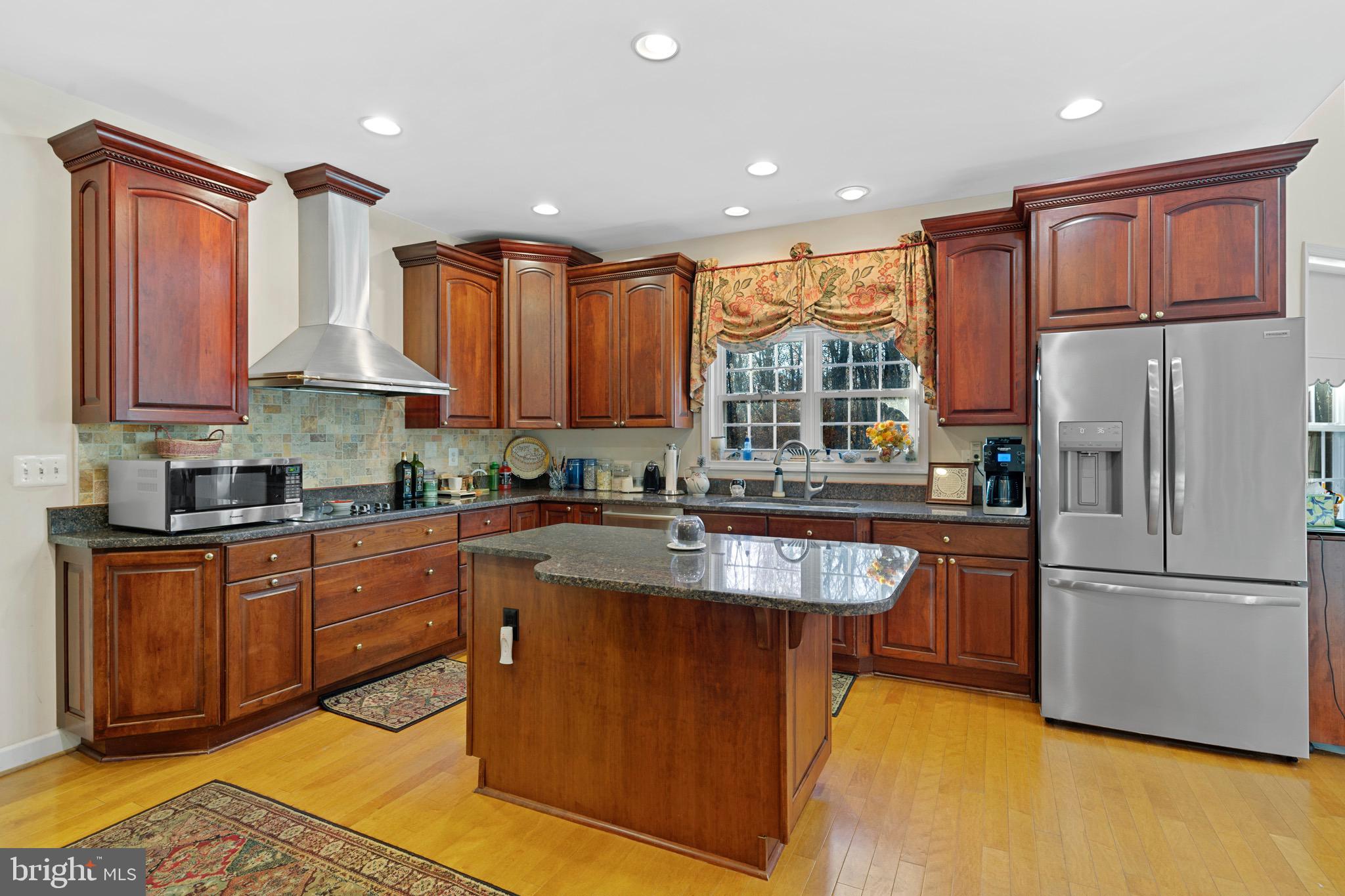 LOCUST GROVE ESTATES - Residential