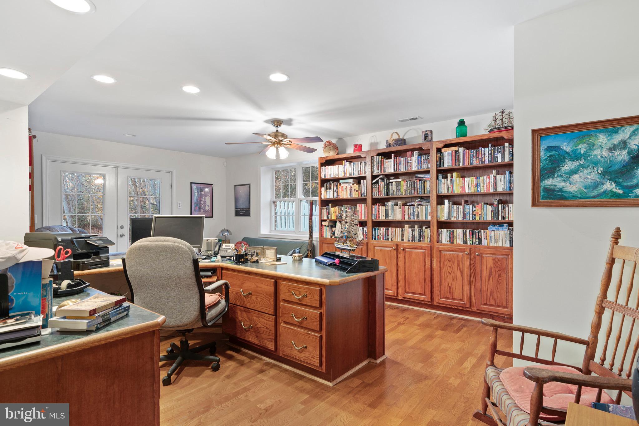 LOCUST GROVE ESTATES - Residential