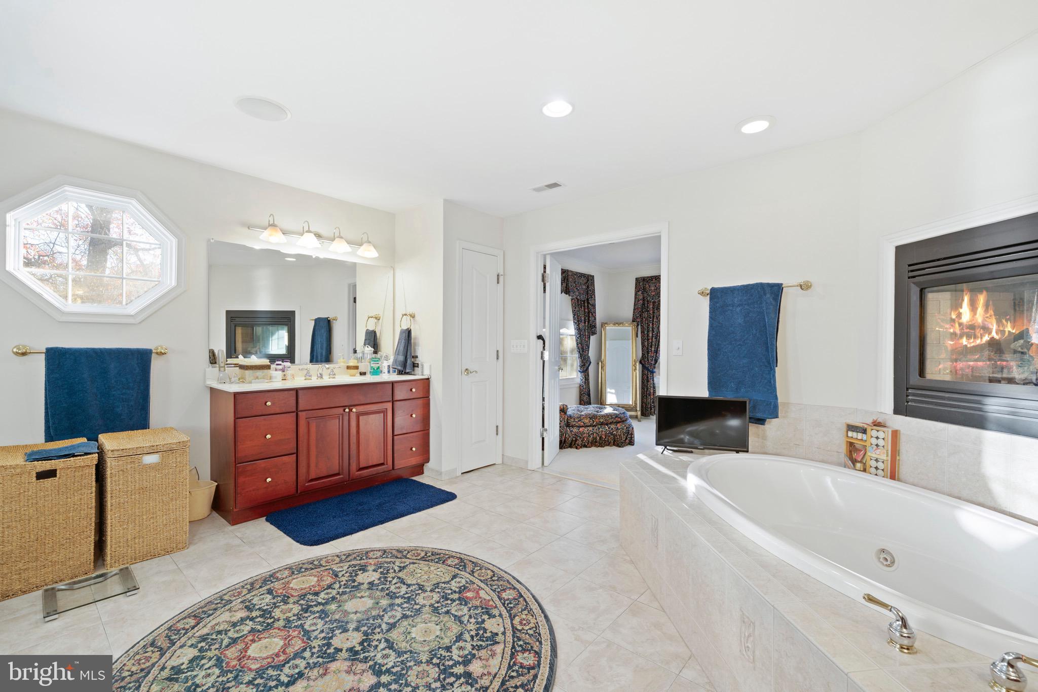 LOCUST GROVE ESTATES - Residential