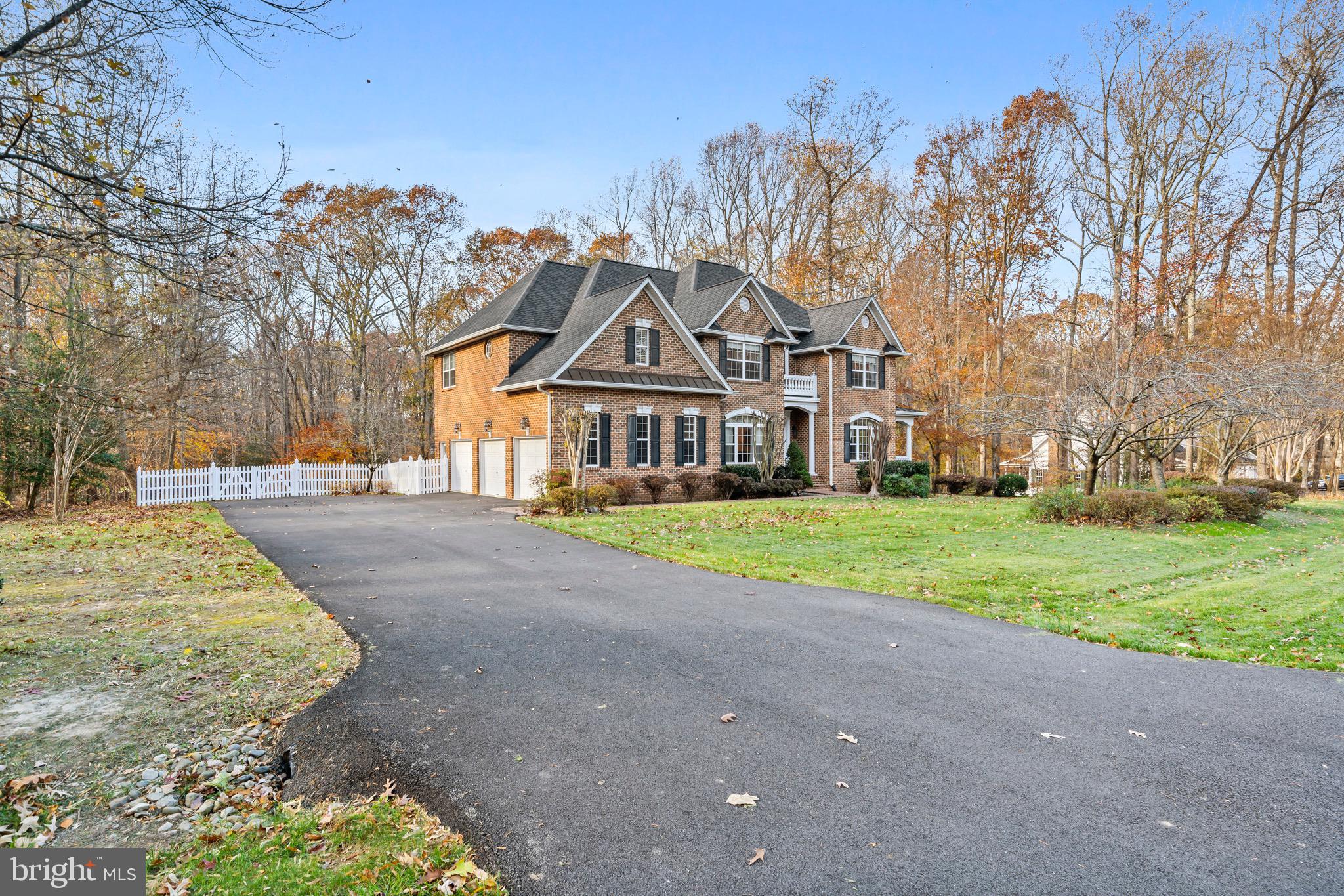 LOCUST GROVE ESTATES - Residential