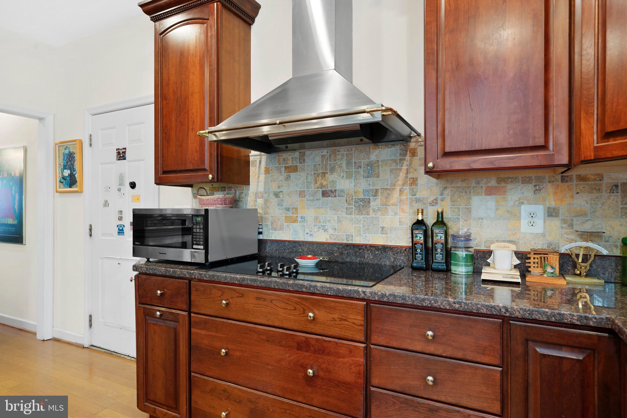 LOCUST GROVE ESTATES - Residential