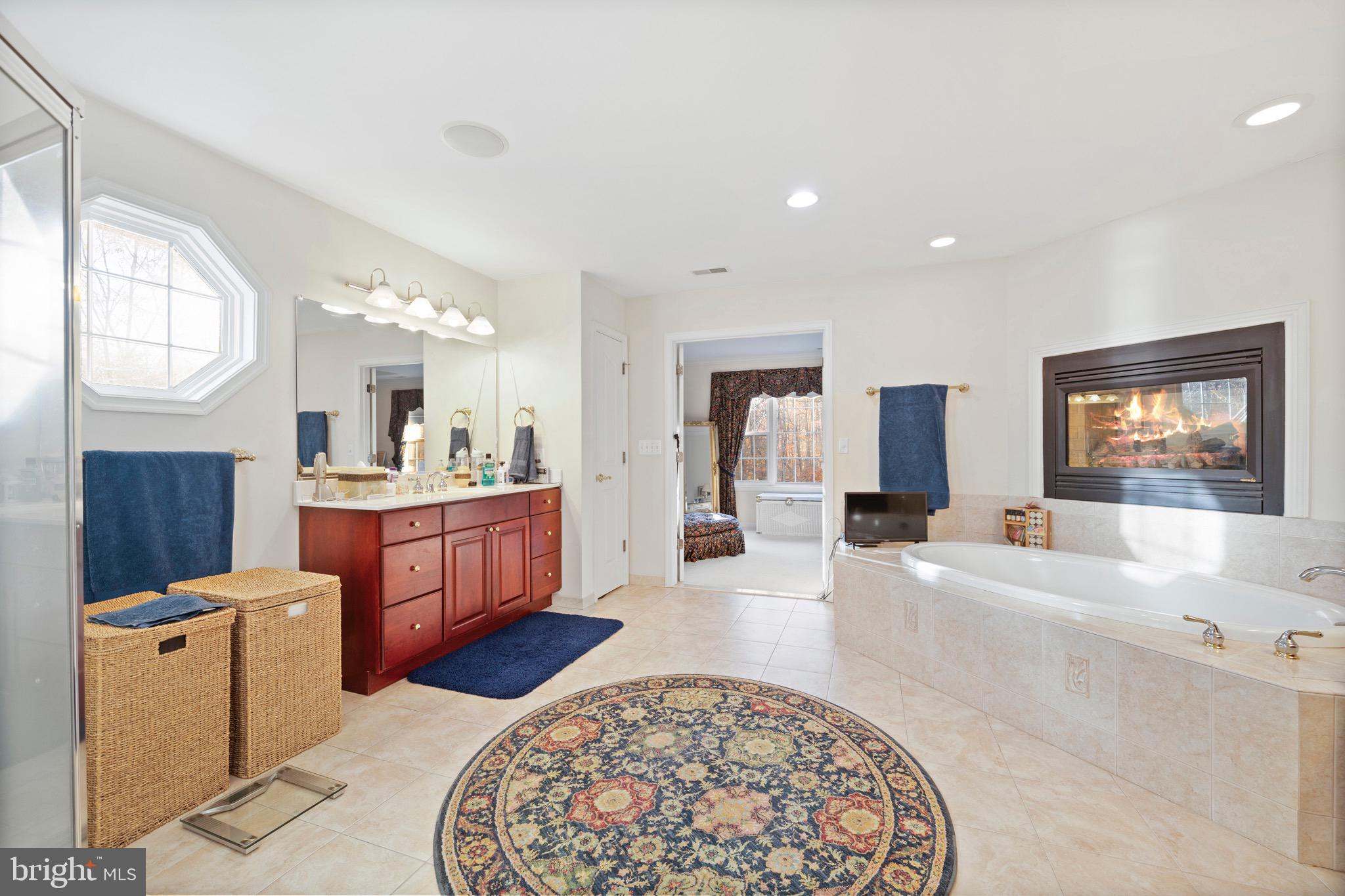 LOCUST GROVE ESTATES - Residential