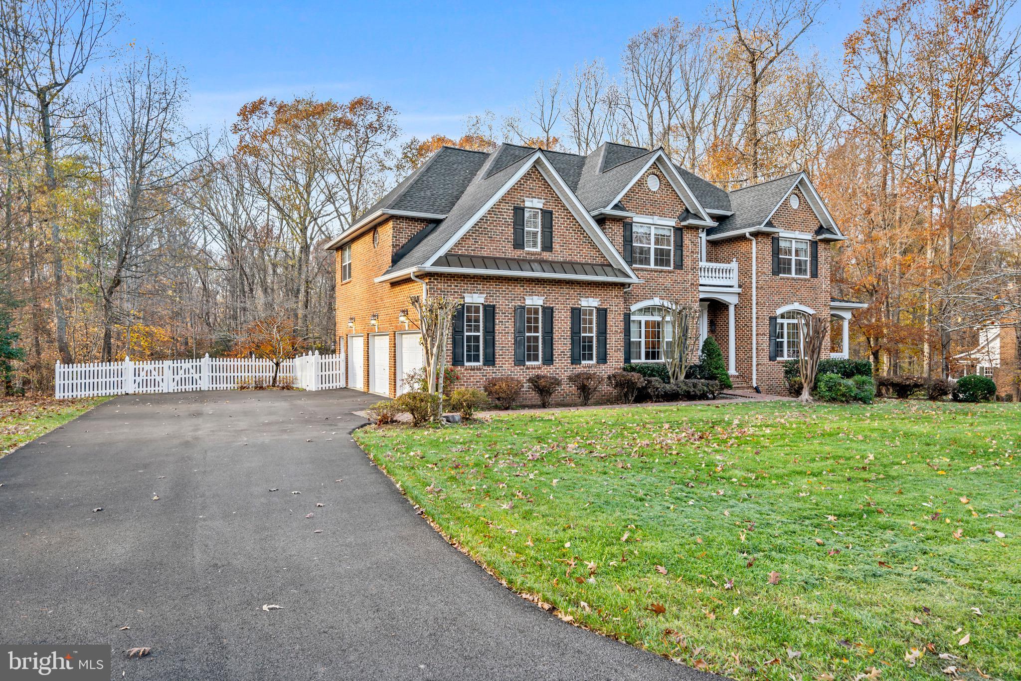 LOCUST GROVE ESTATES - Residential