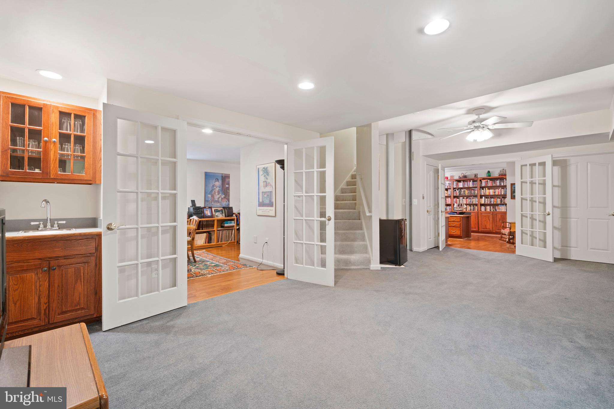 LOCUST GROVE ESTATES - Residential