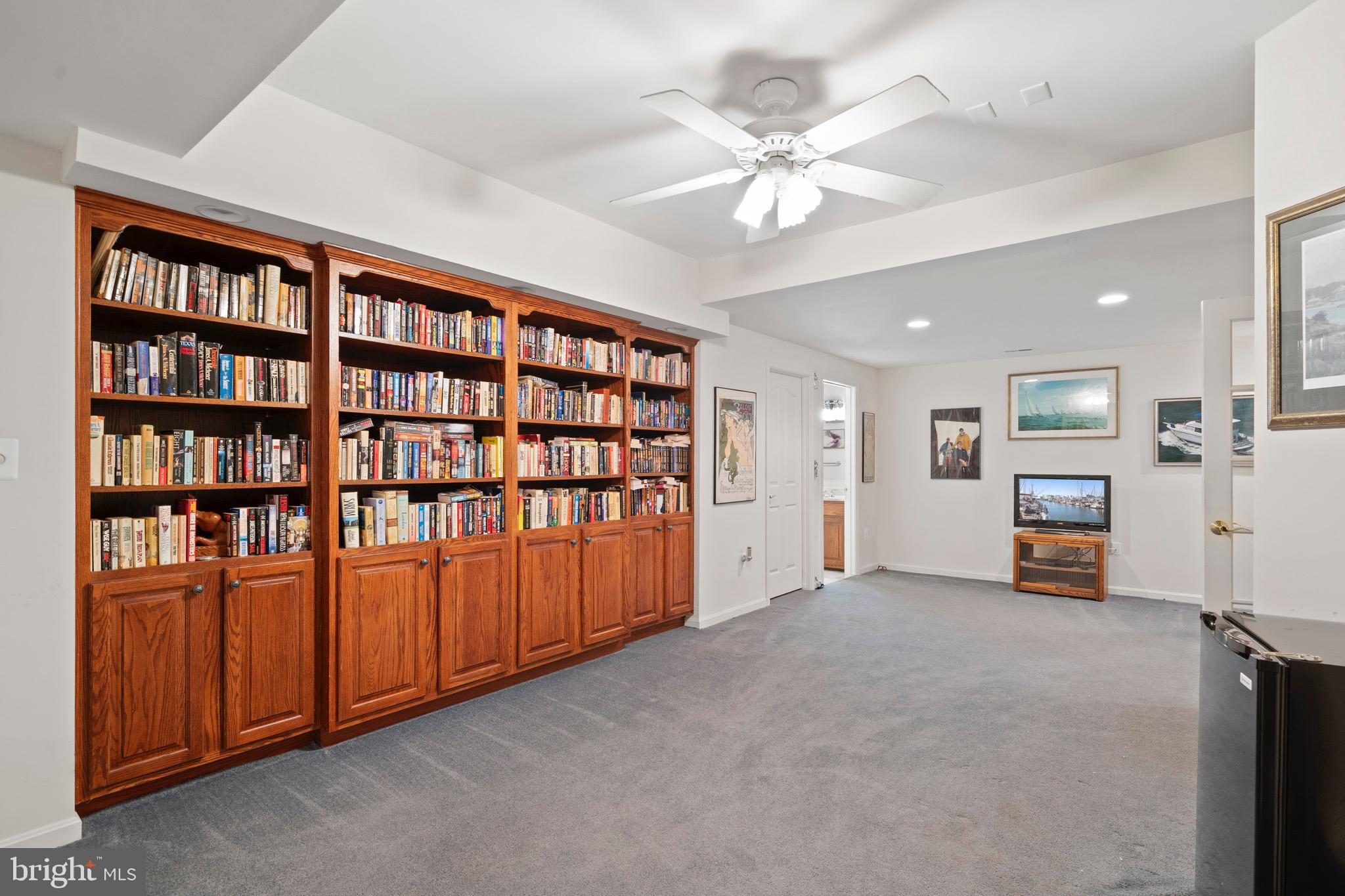 LOCUST GROVE ESTATES - Residential