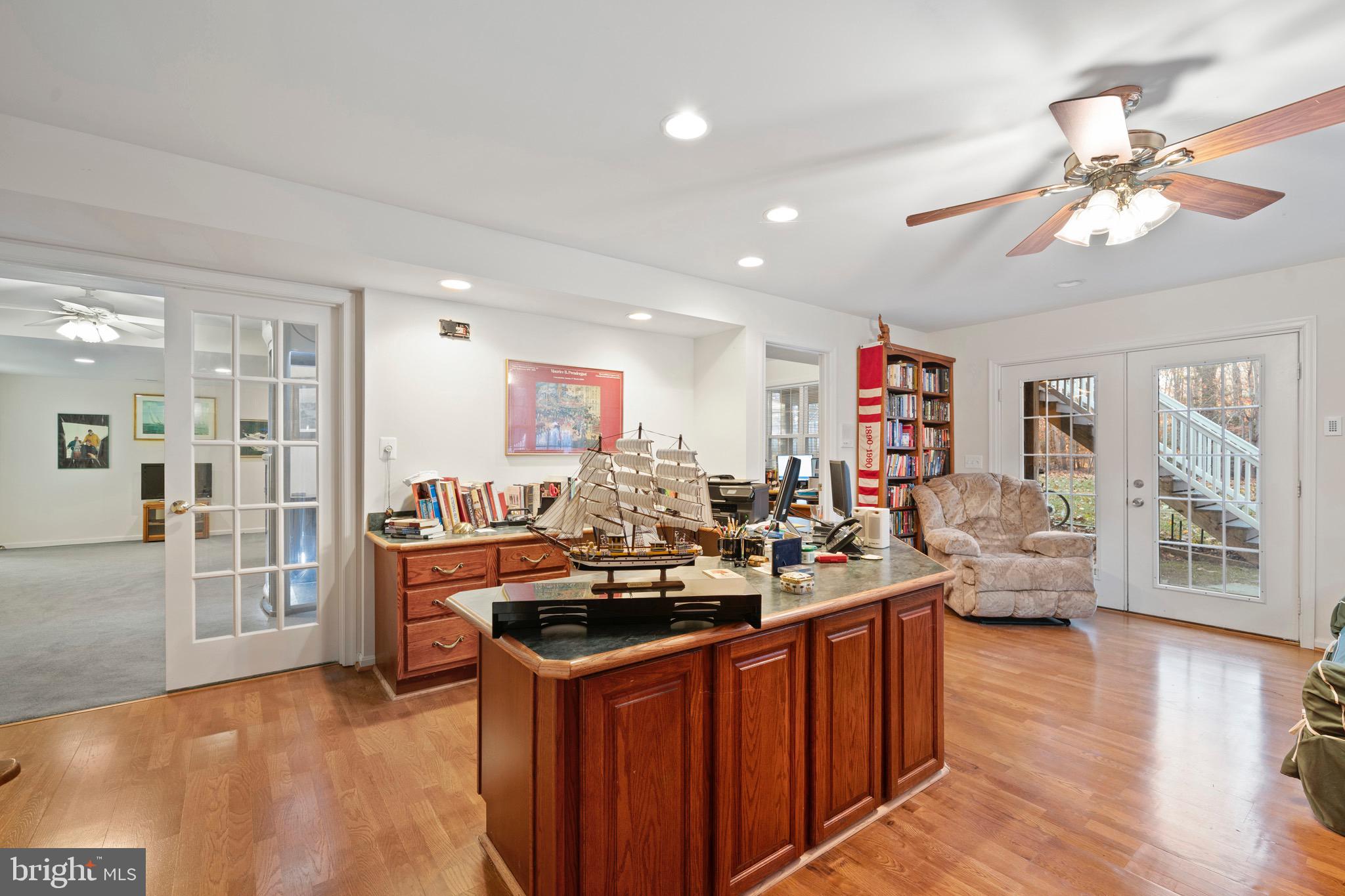 LOCUST GROVE ESTATES - Residential