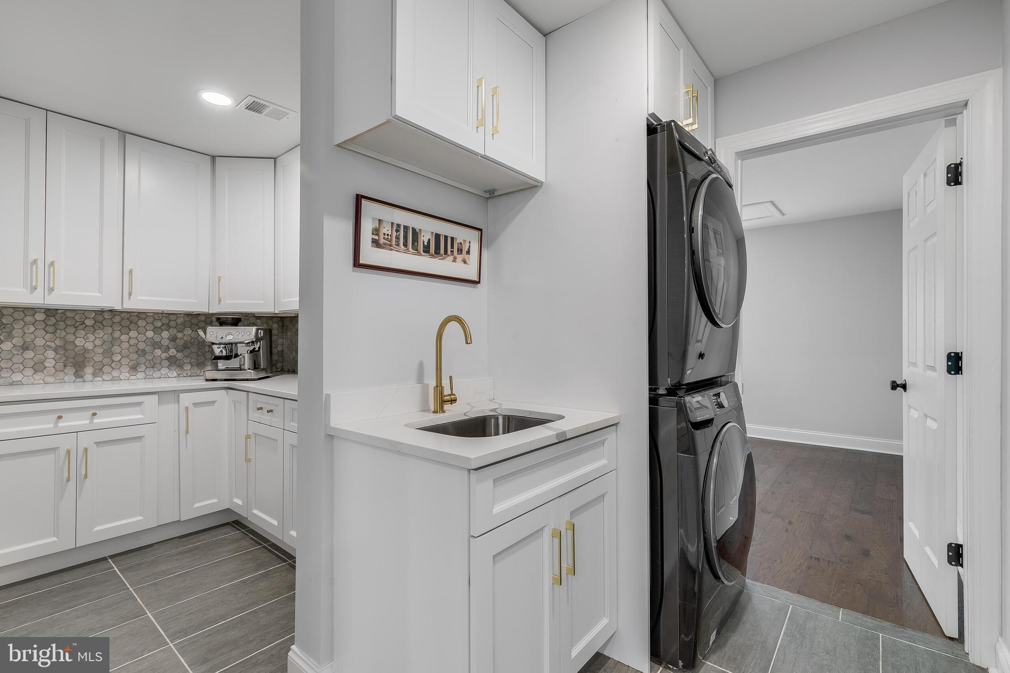 HUNTERS VALLEY MINCHEWS - Residential