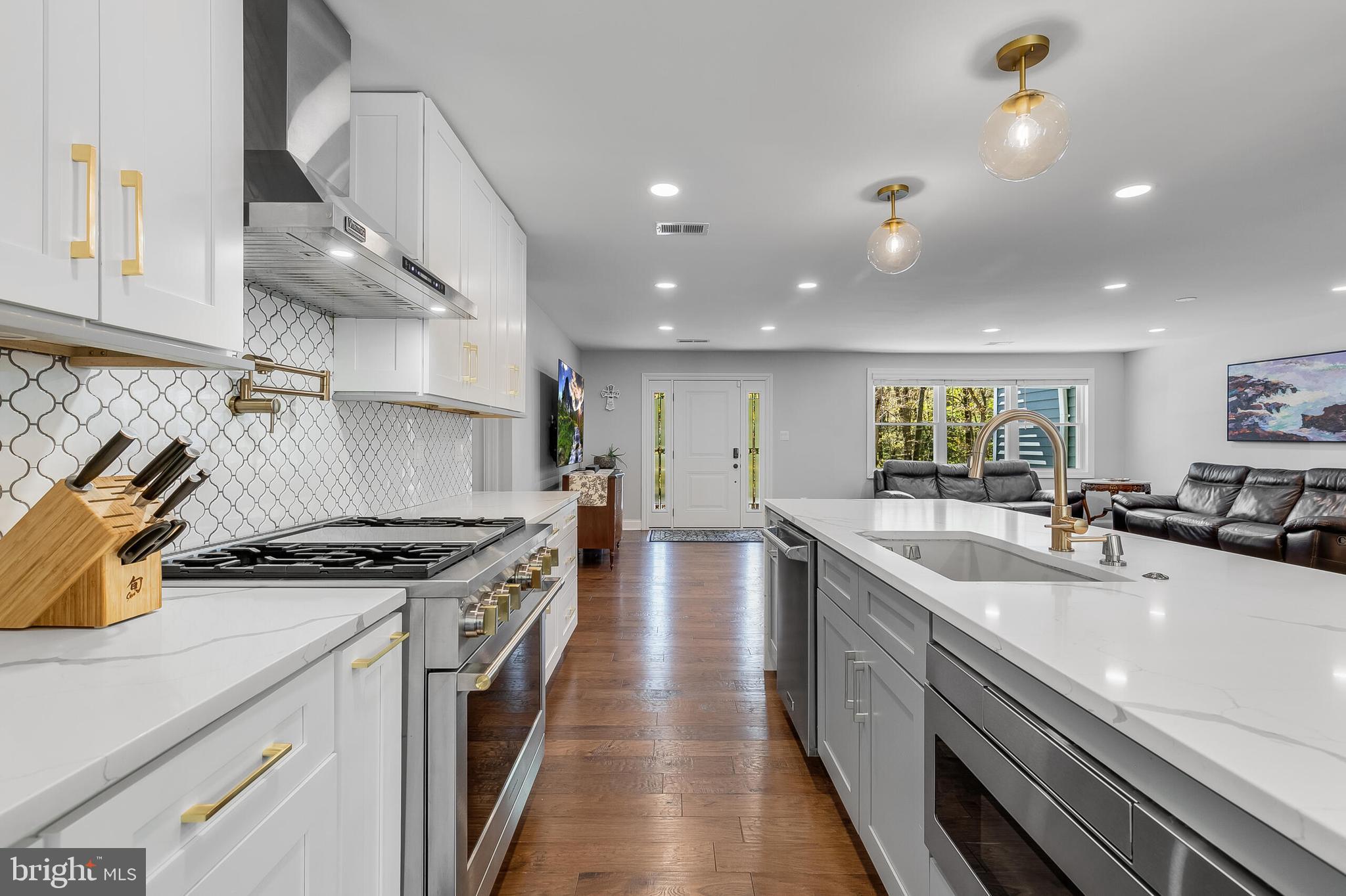 HUNTERS VALLEY MINCHEWS - Residential