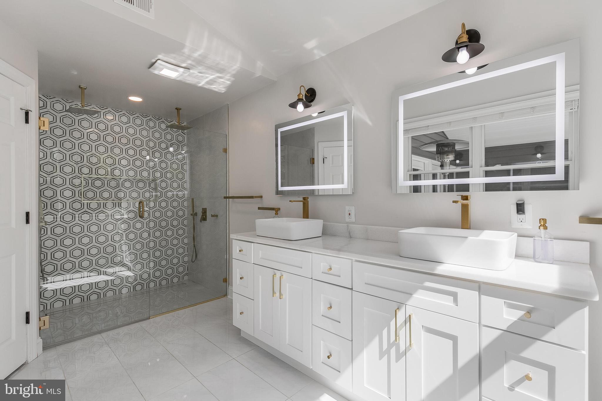 HUNTERS VALLEY MINCHEWS - Residential