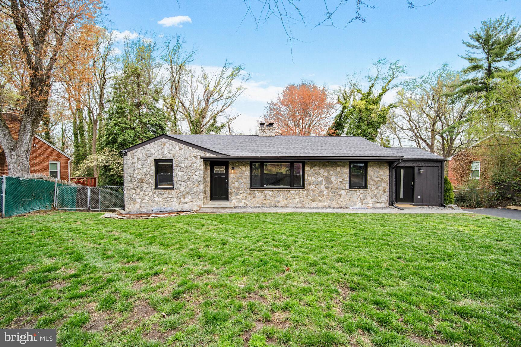 YORKSHIRE VILLAGE-ADDN - Residential